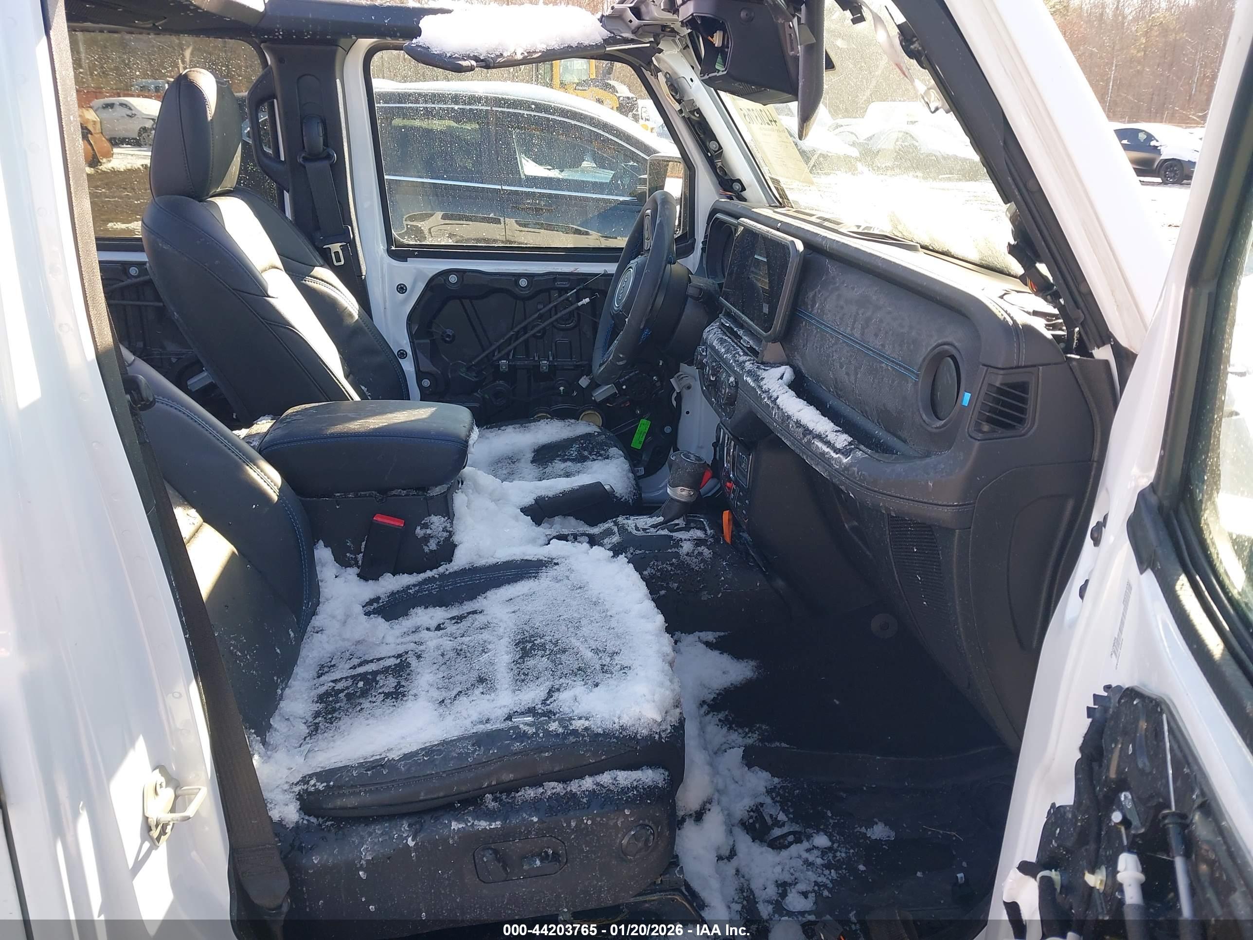 JEEP WRANGLER image 5