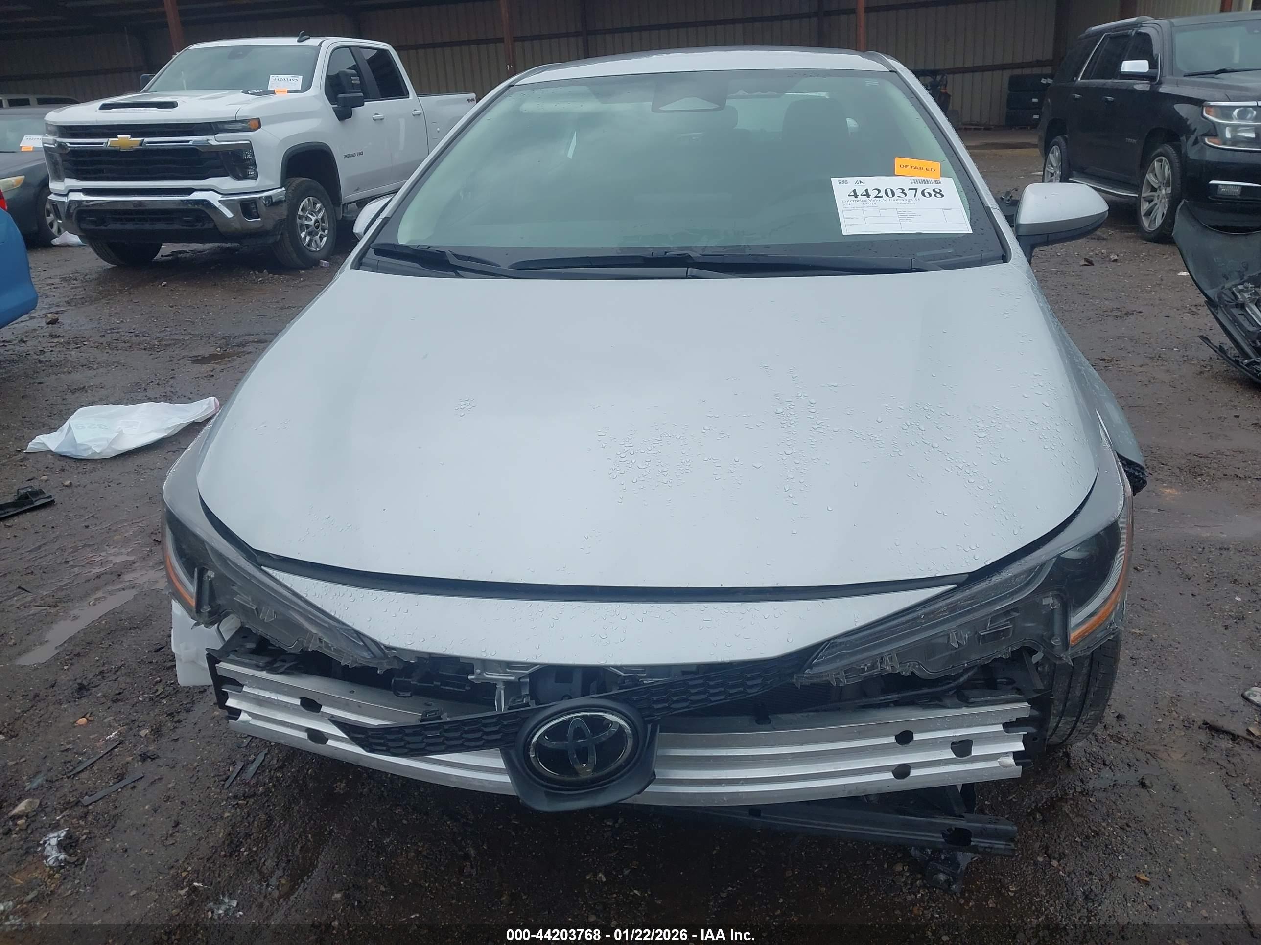 TOYOTA COROLLA image 6