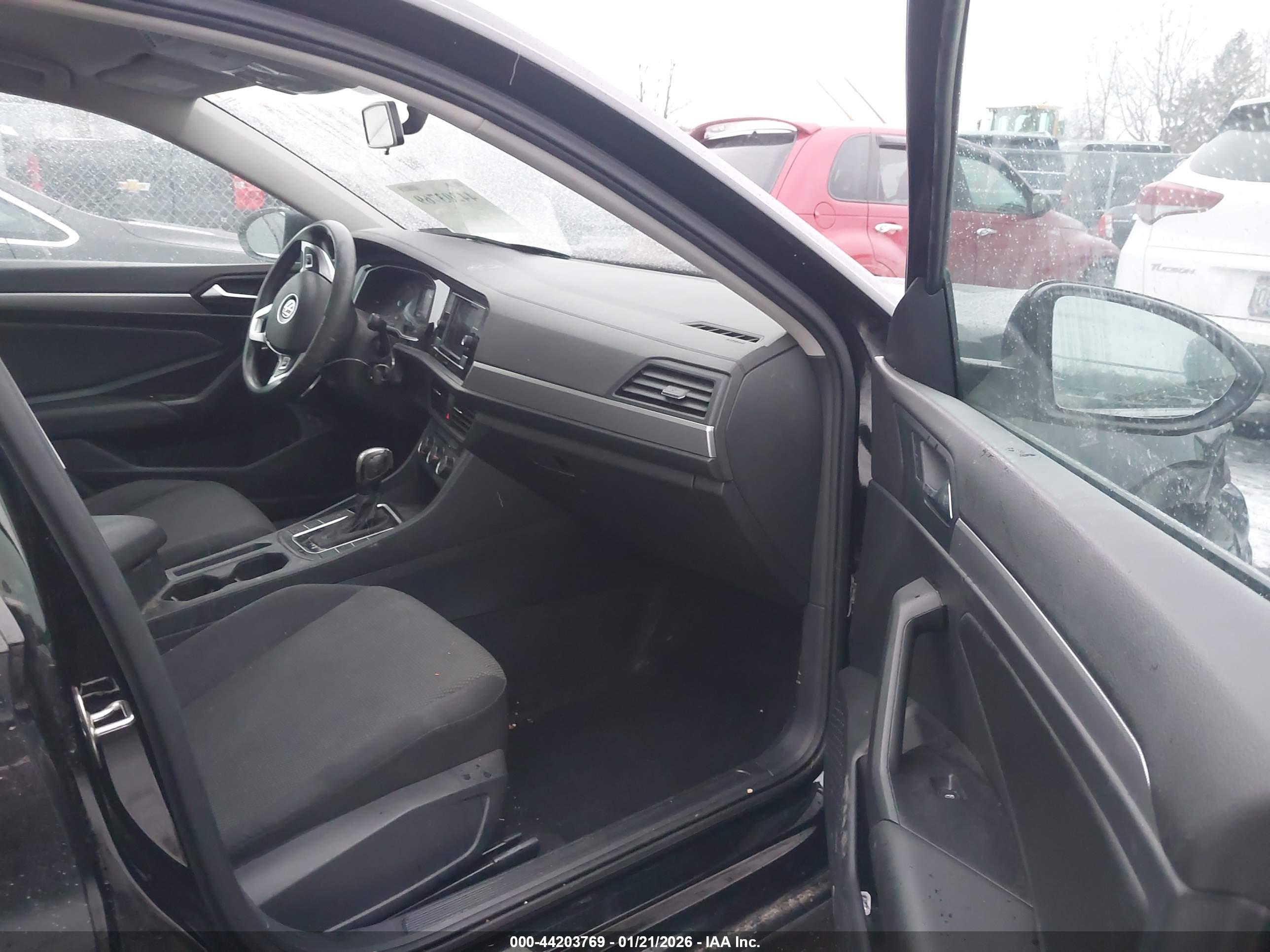 VOLKSWAGEN JETTA image 5