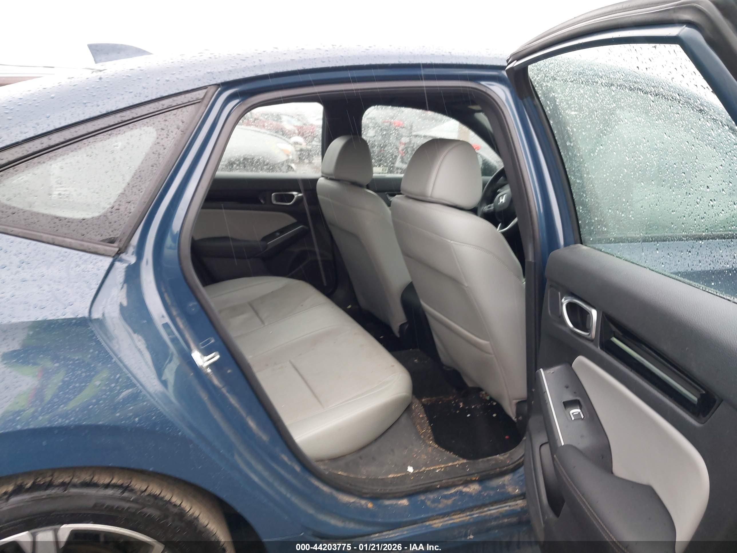 HONDA CIVIC image 8