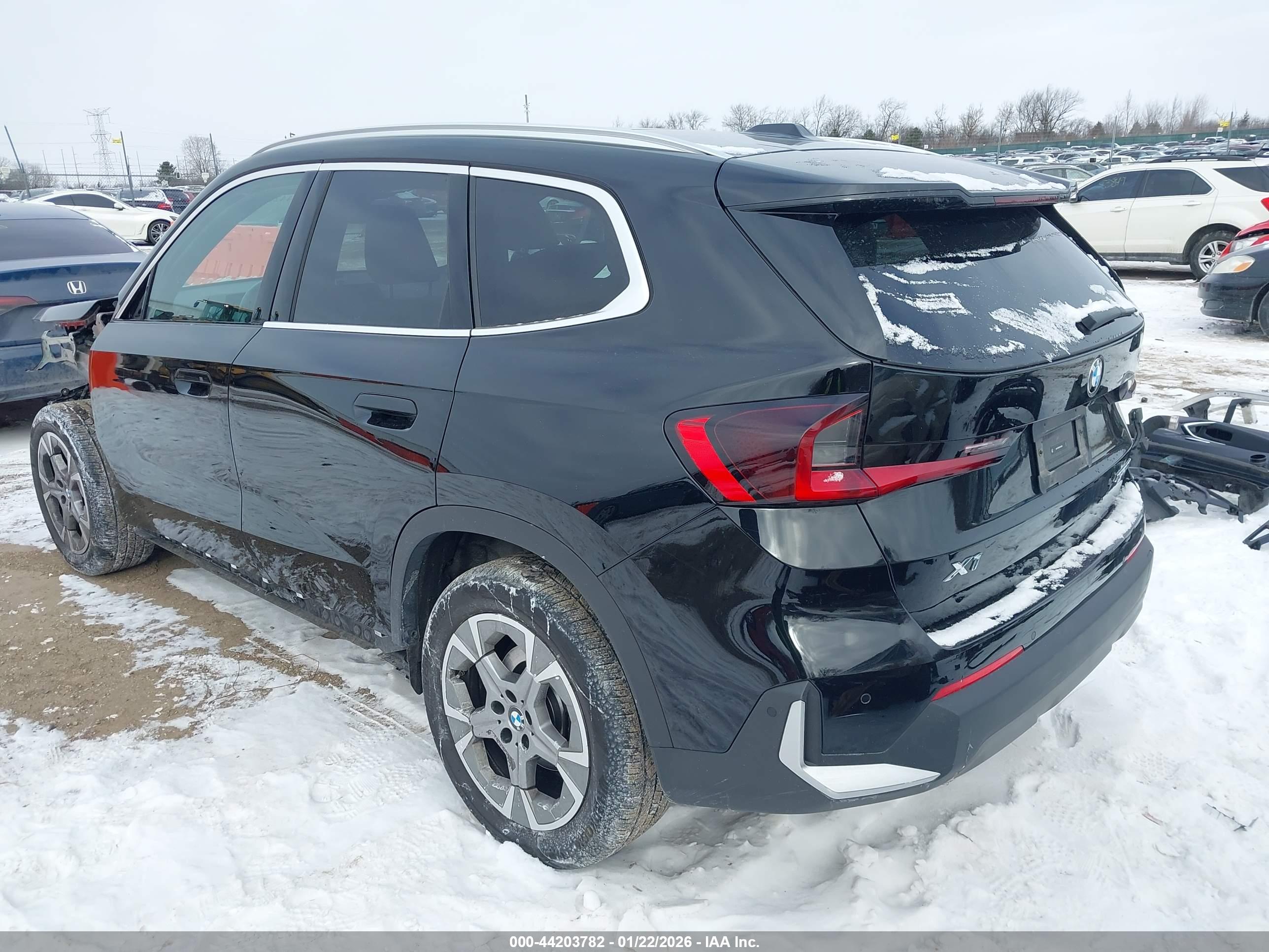 BMW X1 image 3