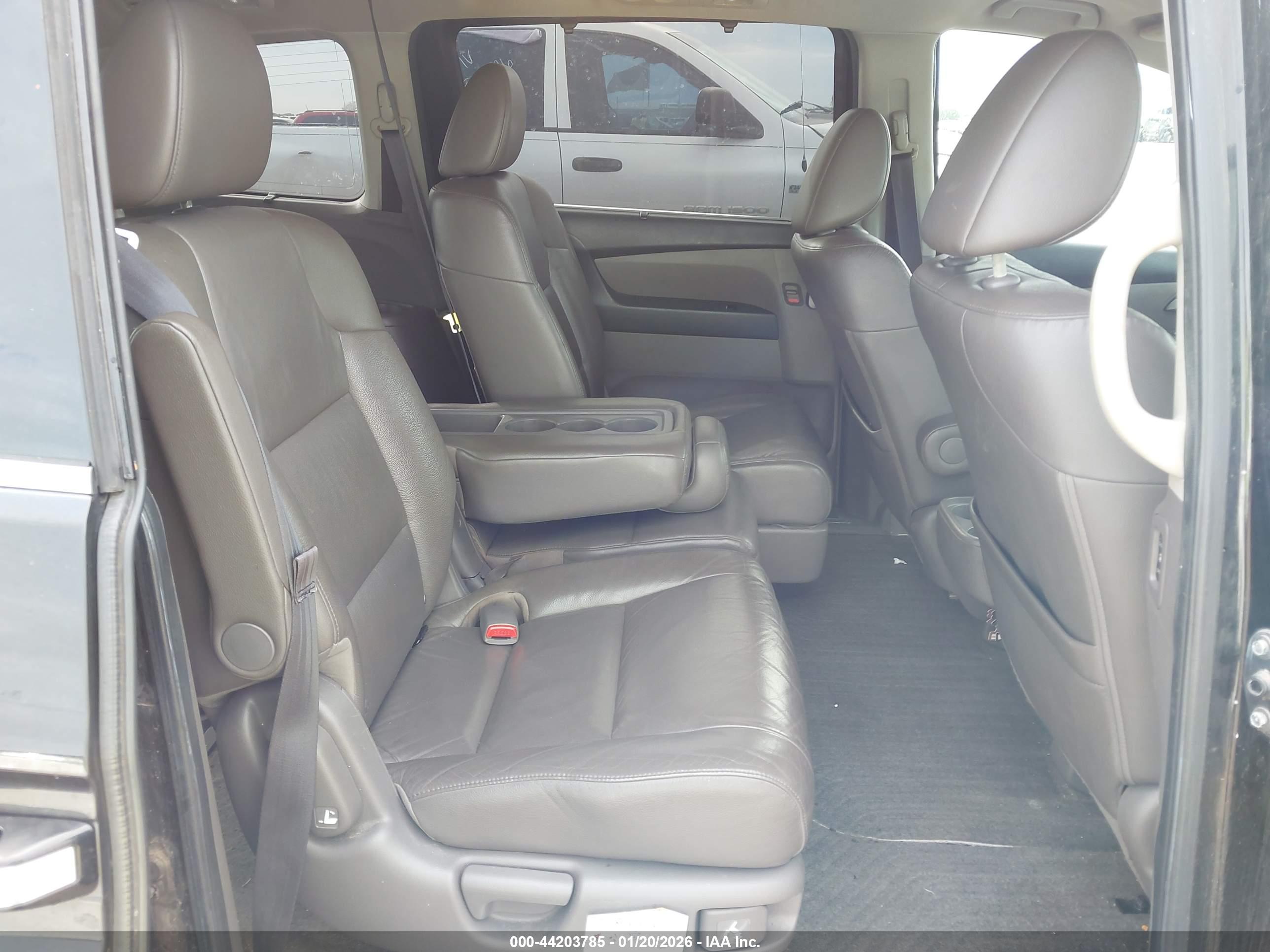 HONDA ODYSSEY image 8