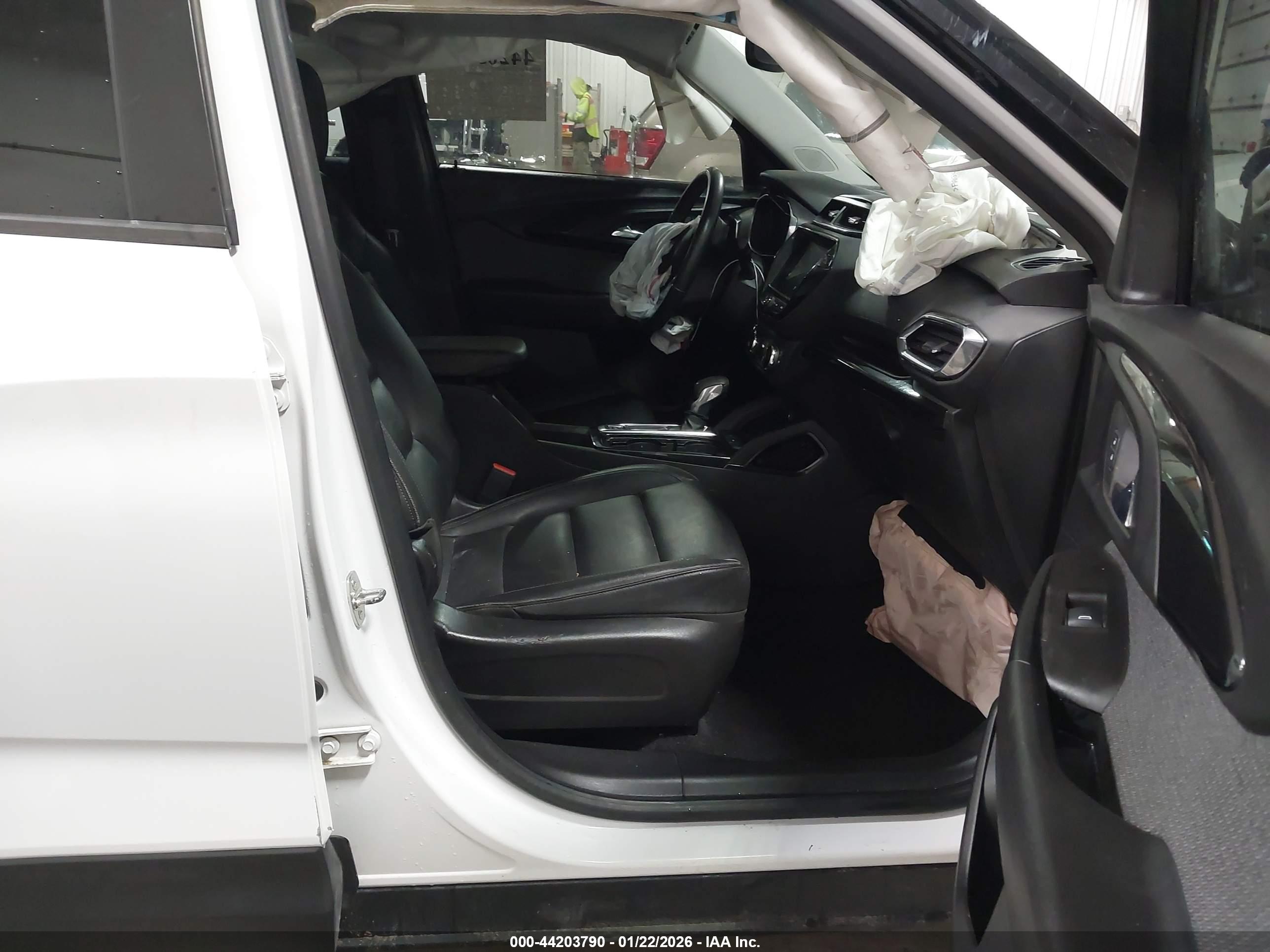 CHEVROLET TRAILBLAZER image 5