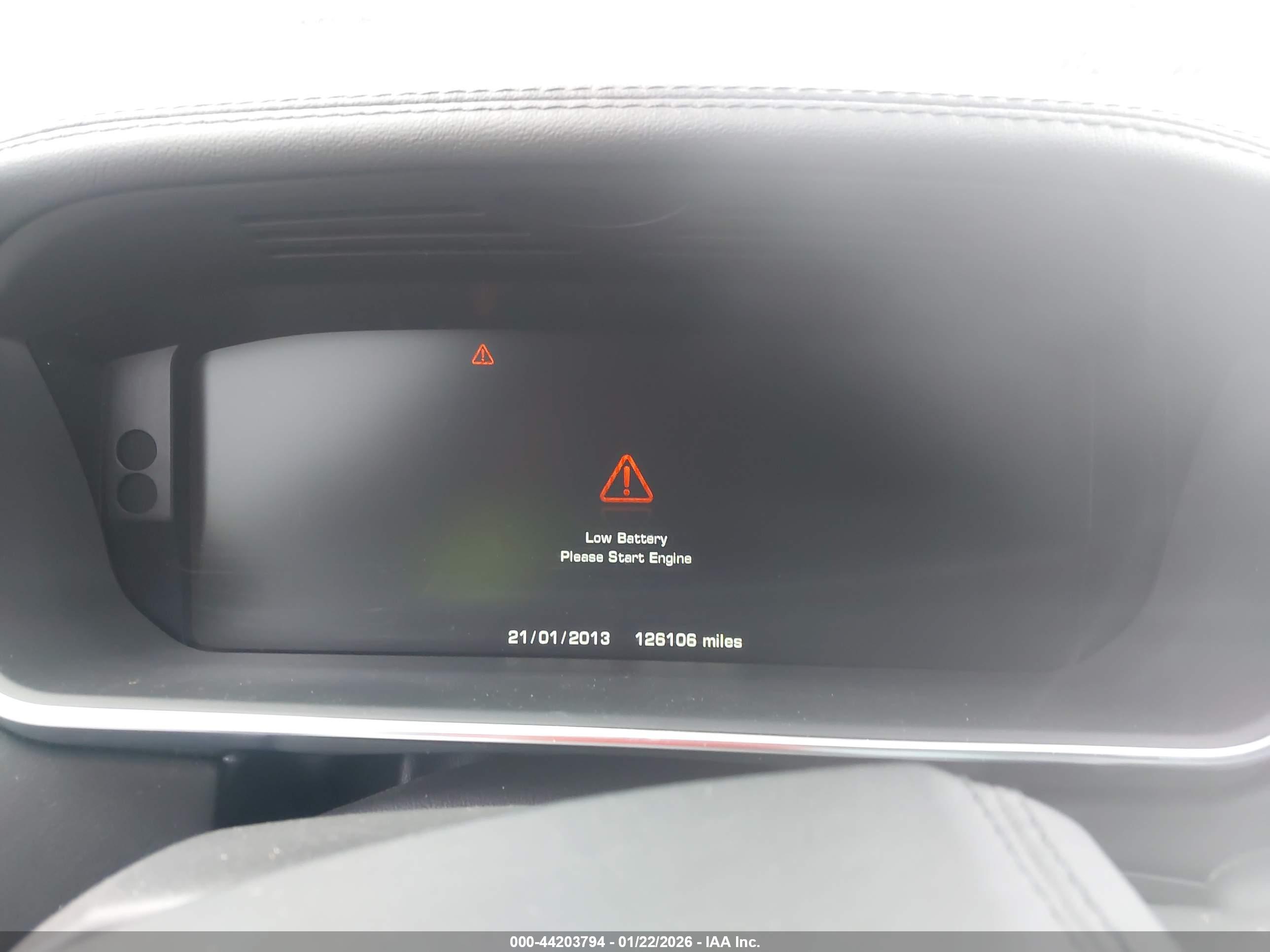 LAND ROVER image 7