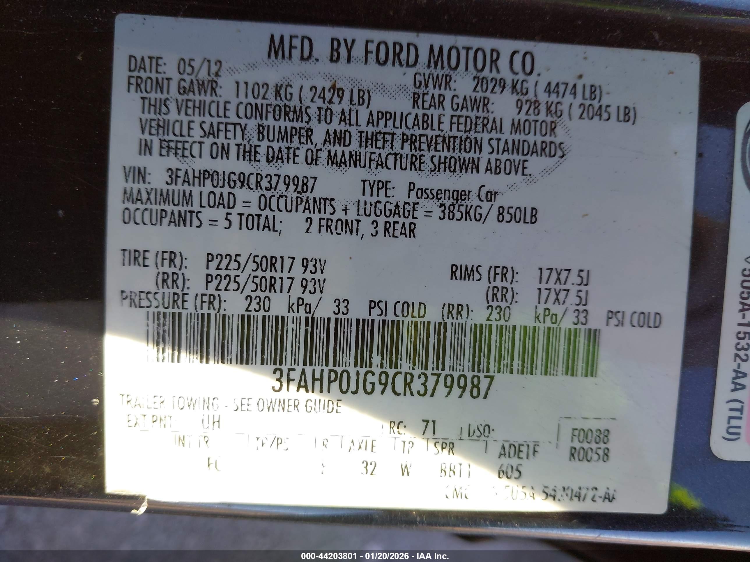 FORD FUSION image 9