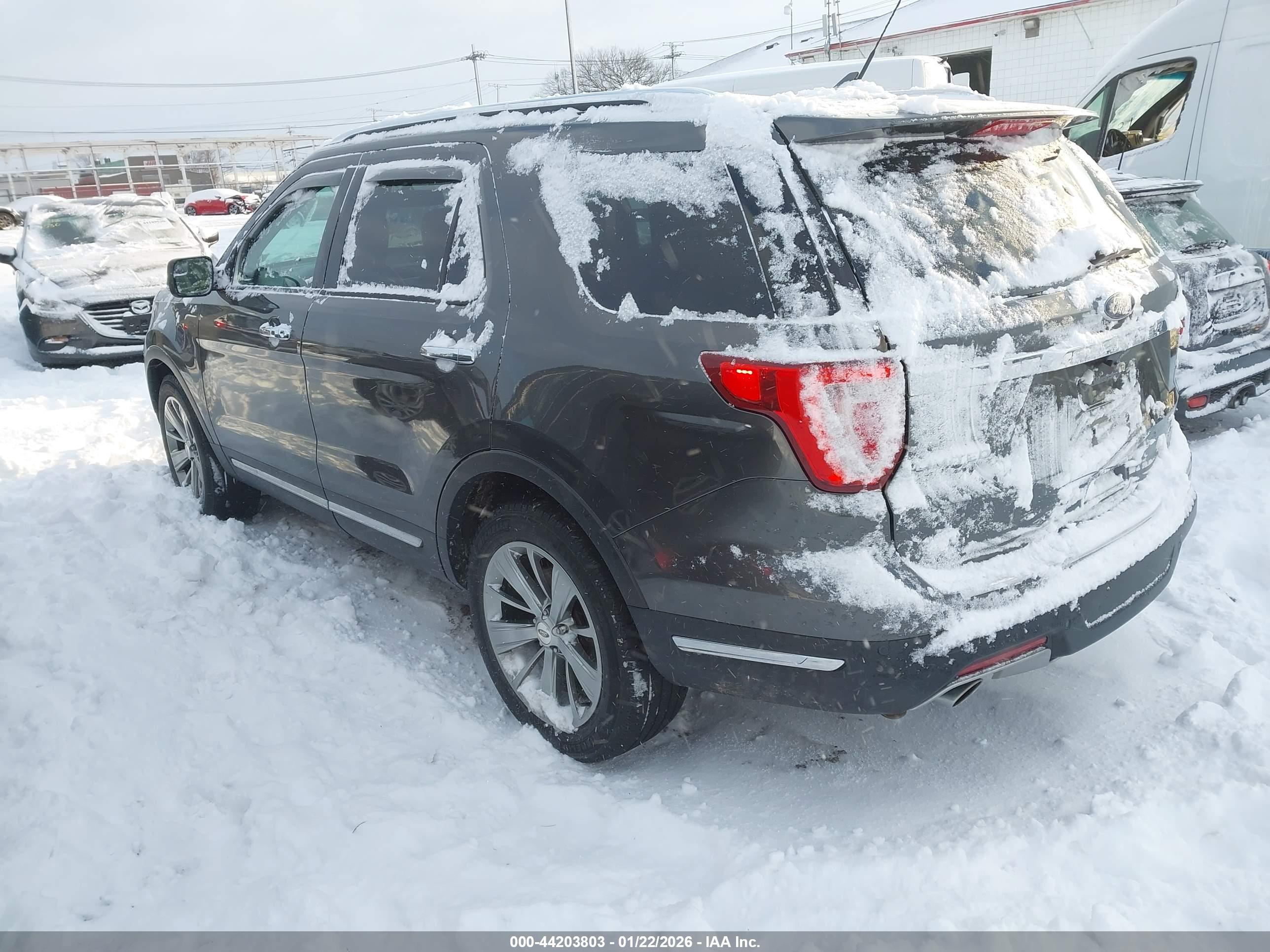FORD EXPLORER image 3