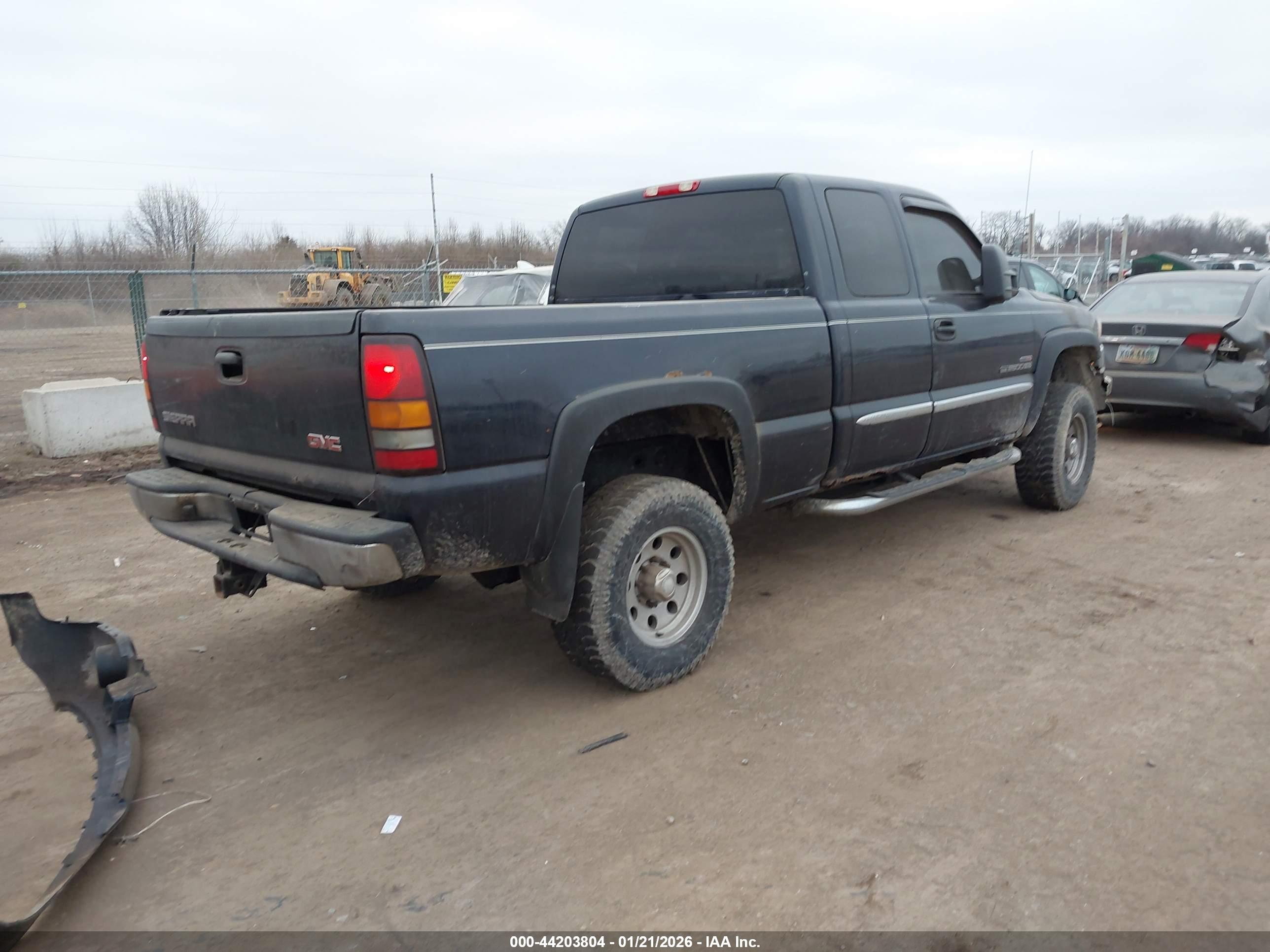 GMC SIERRA image 4
