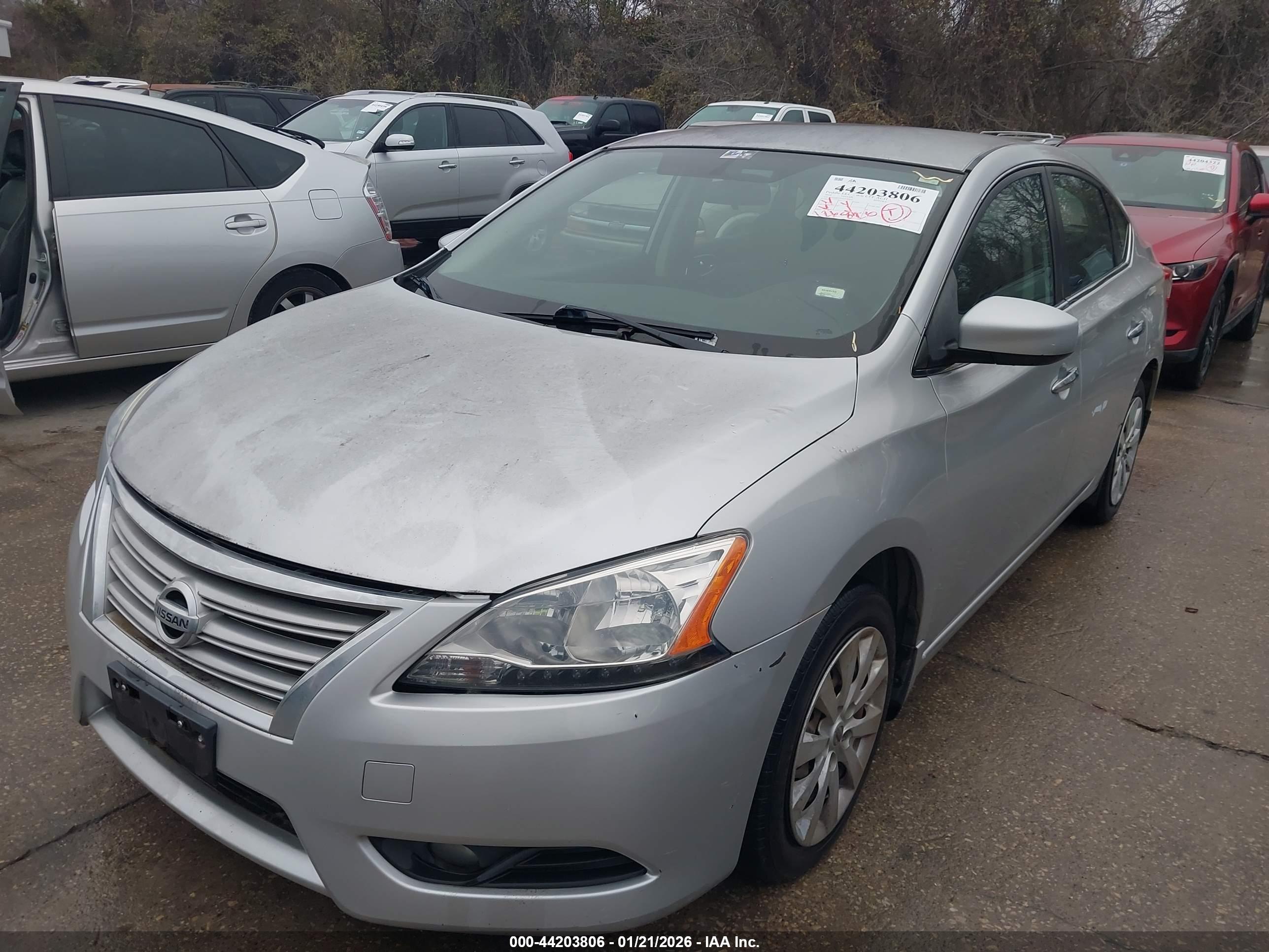 NISSAN SENTRA image 2