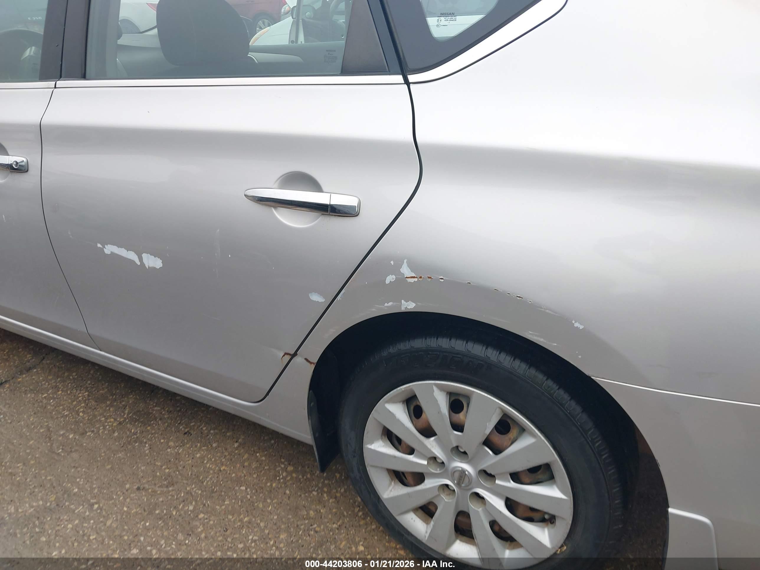 NISSAN SENTRA image 6