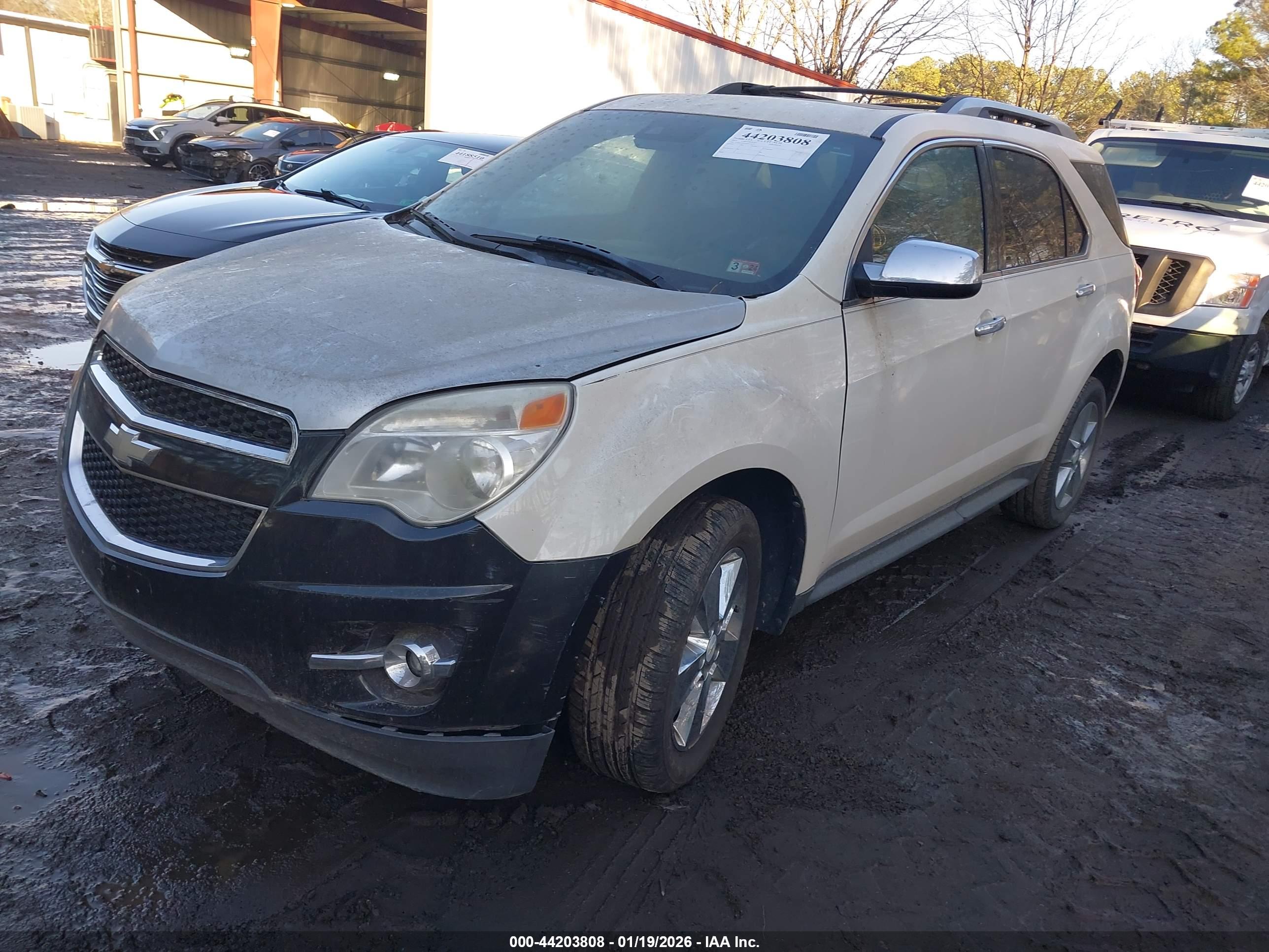 CHEVROLET EQUINOX image 2