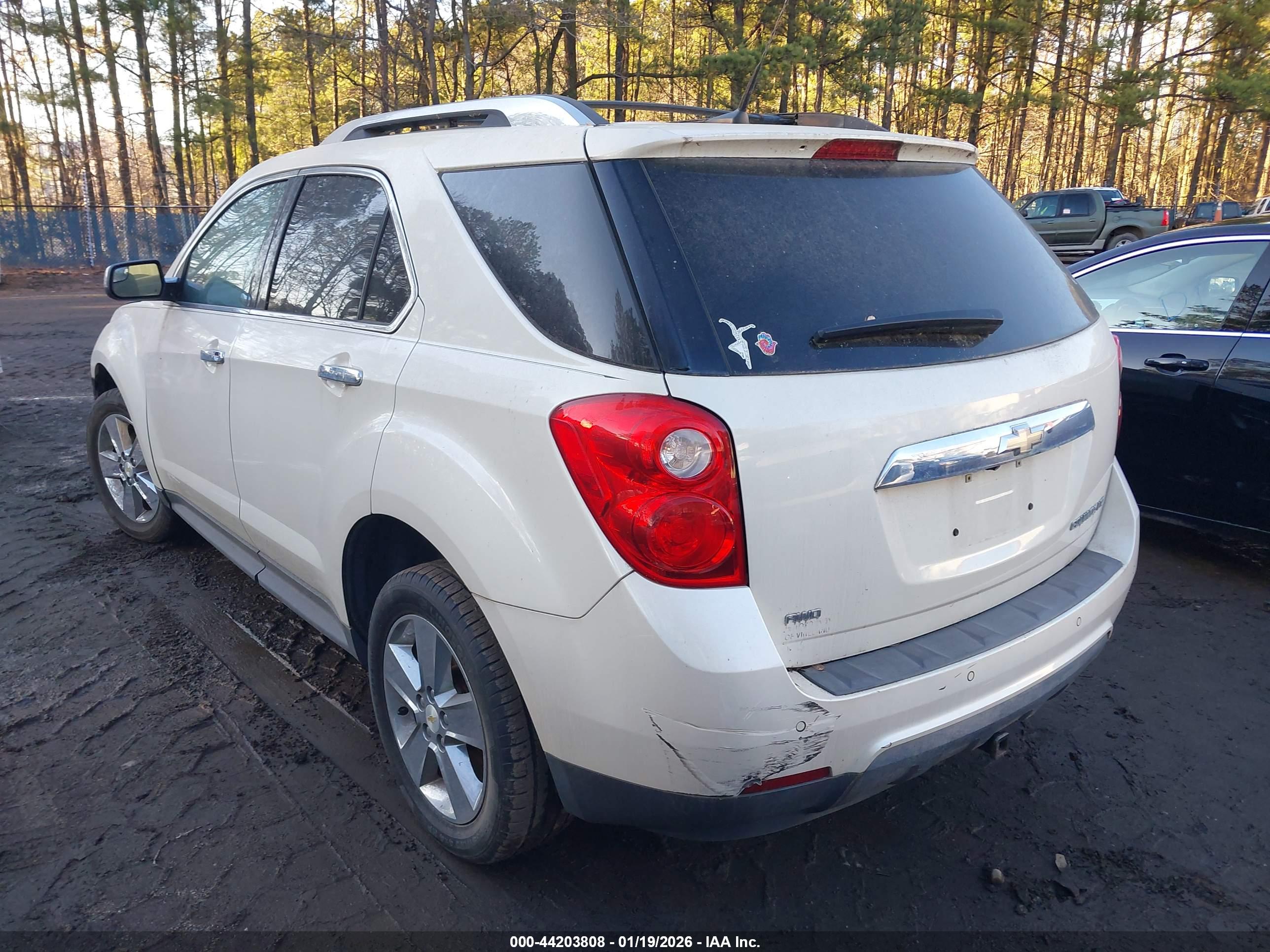 CHEVROLET EQUINOX image 3