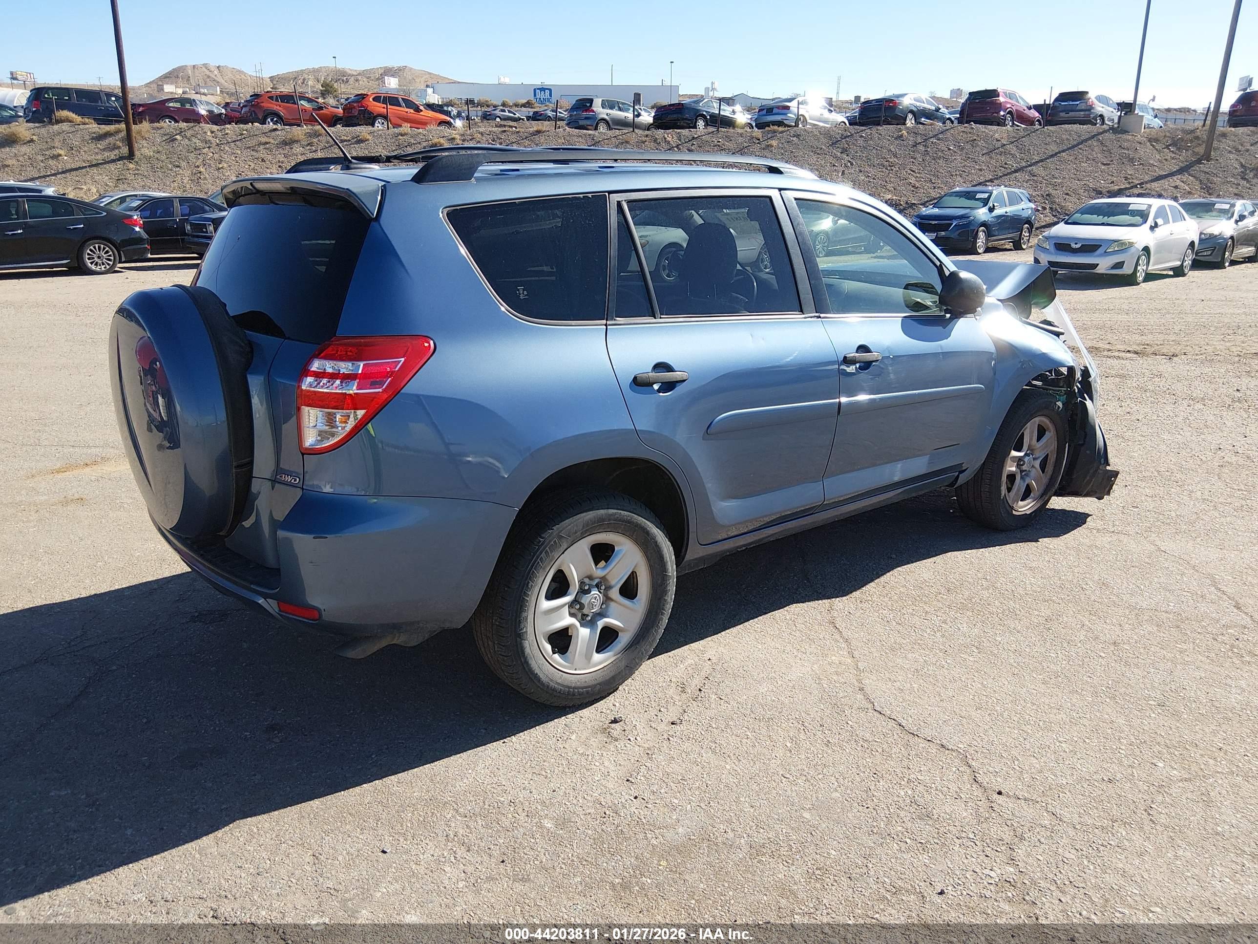 TOYOTA RAV4 image 4