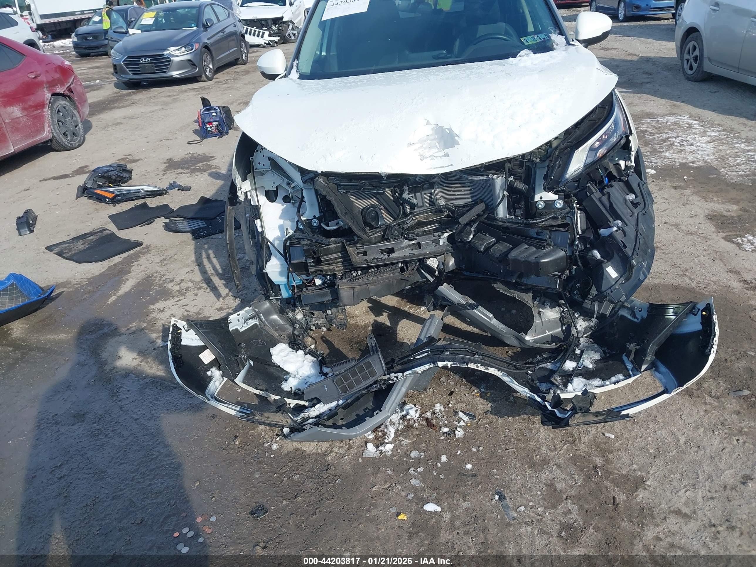 NISSAN ROGUE image 6