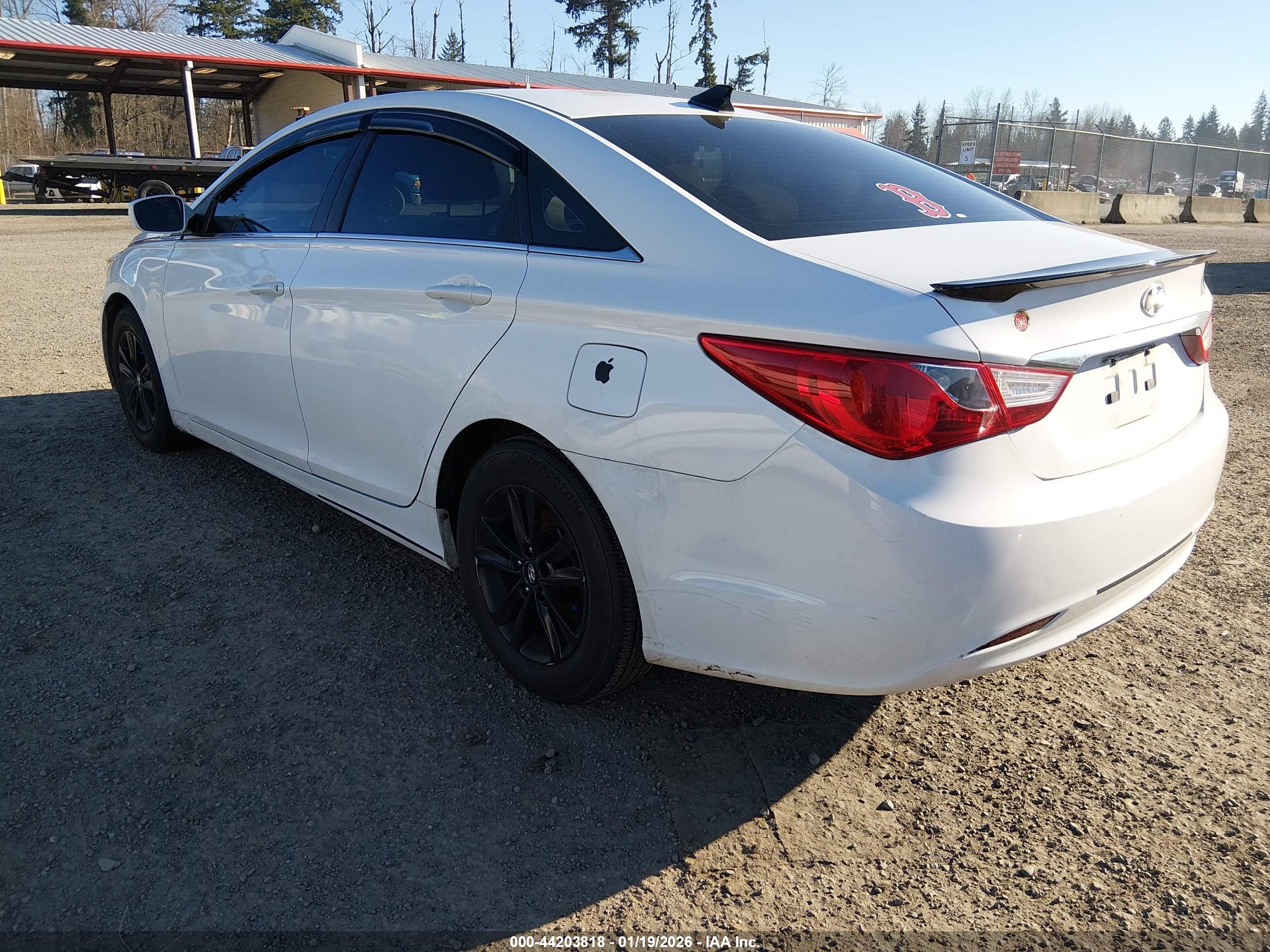 HYUNDAI SONATA image 3