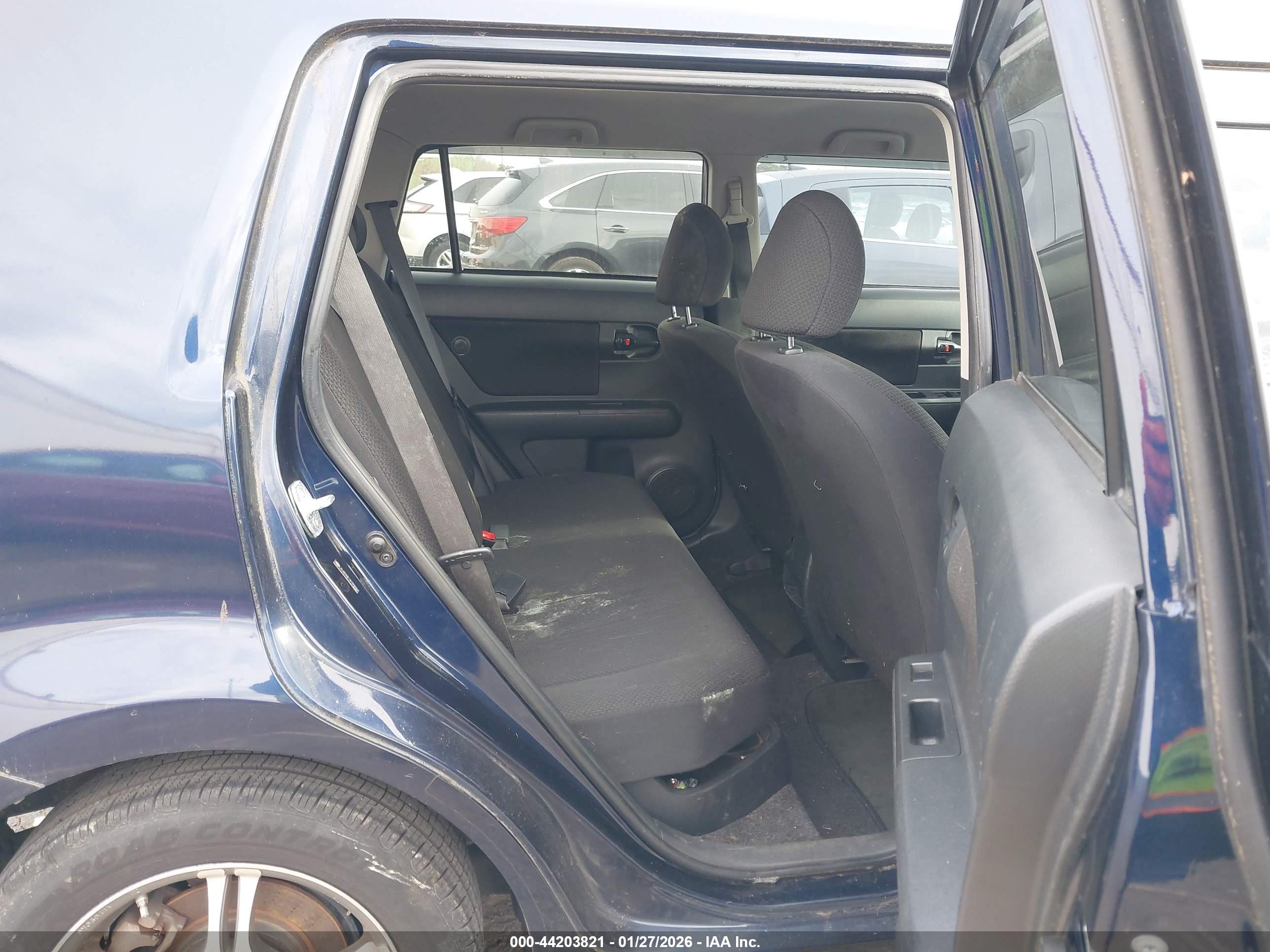 SCION XB image 8