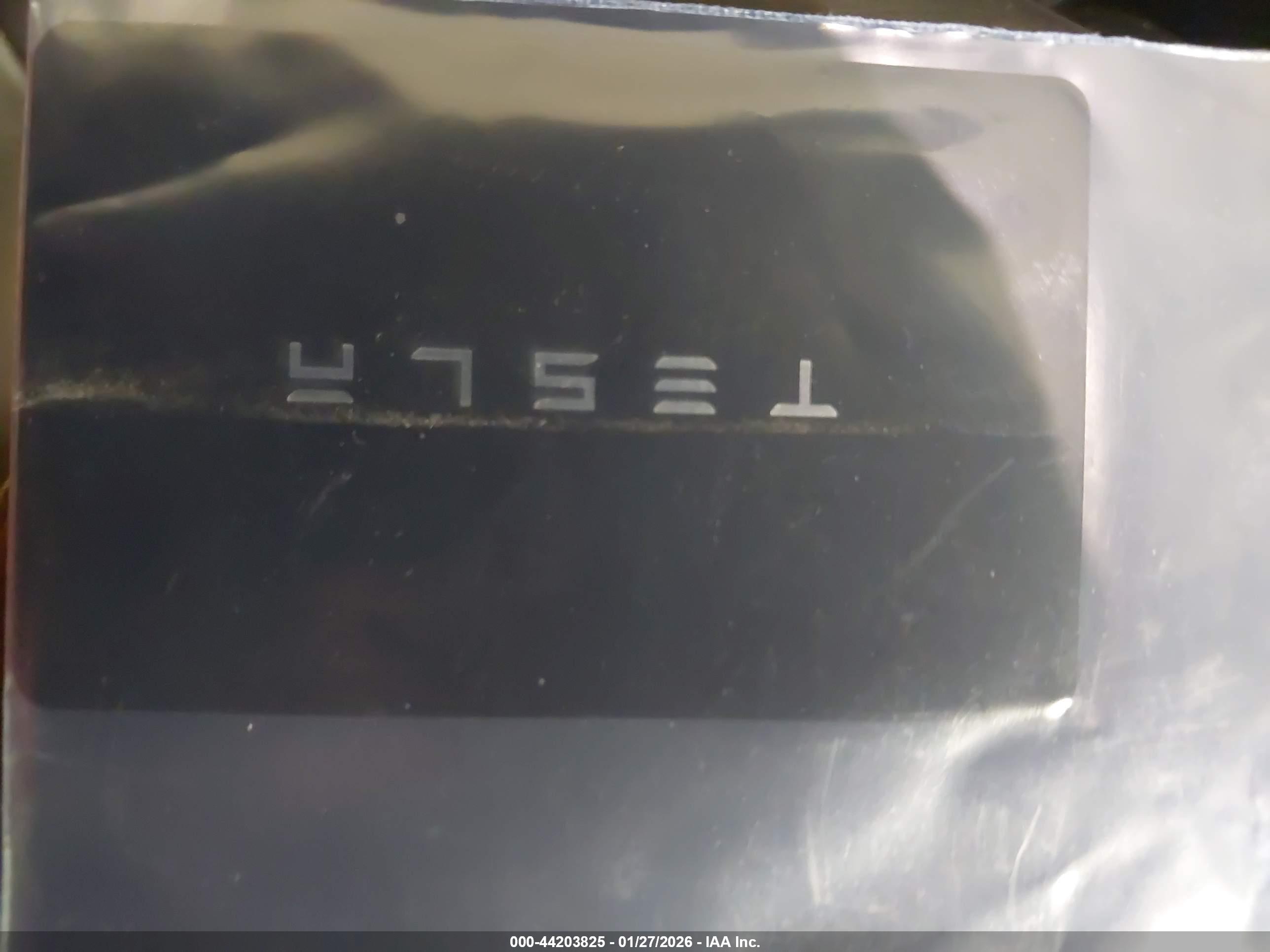 TESLA MODEL image 11