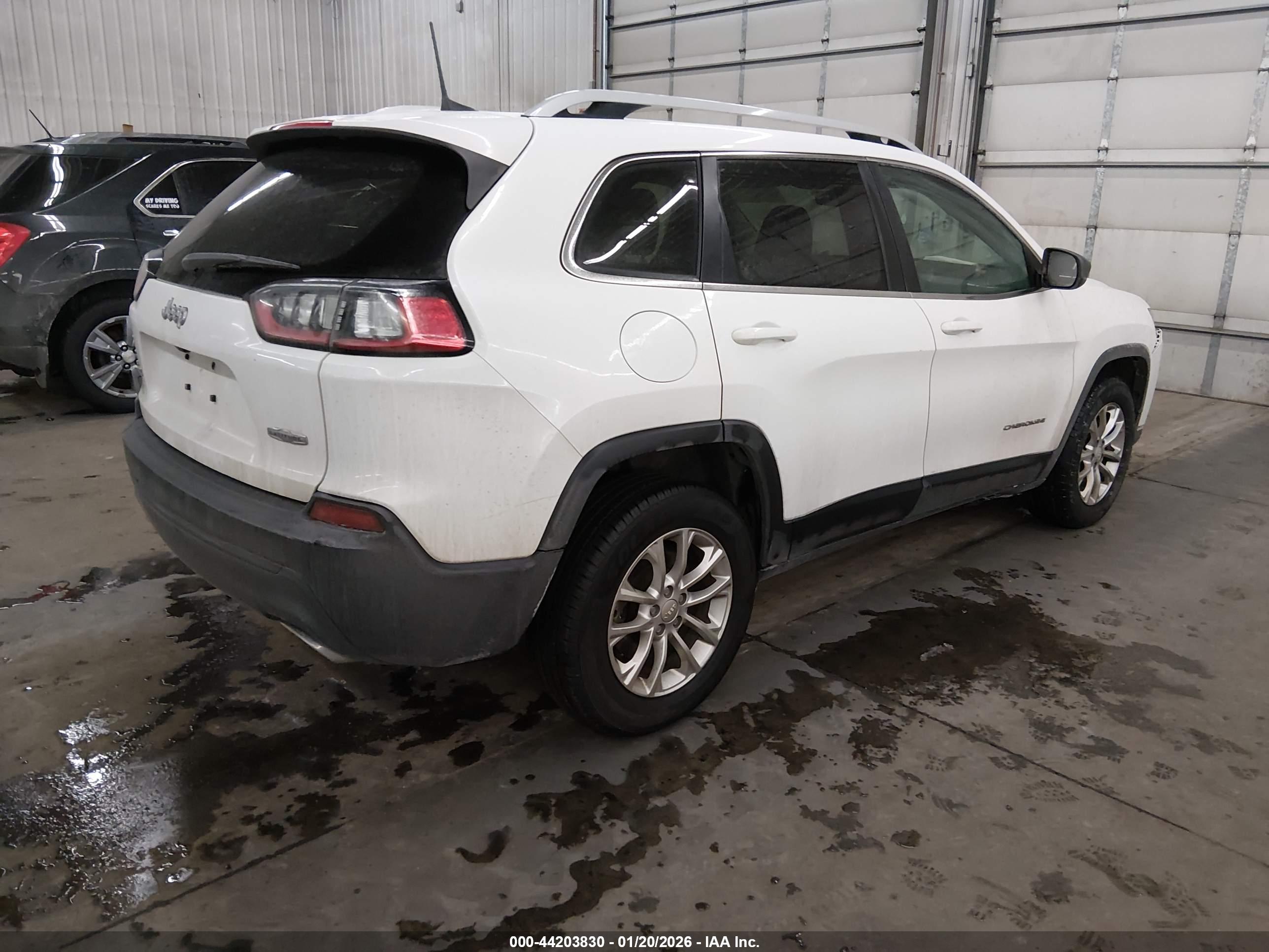 JEEP CHEROKEE image 4