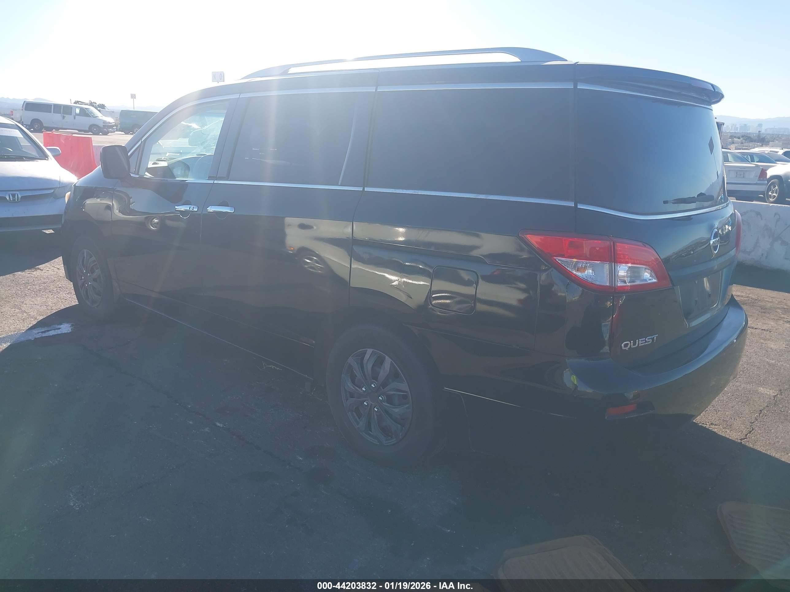 NISSAN QUEST image 3