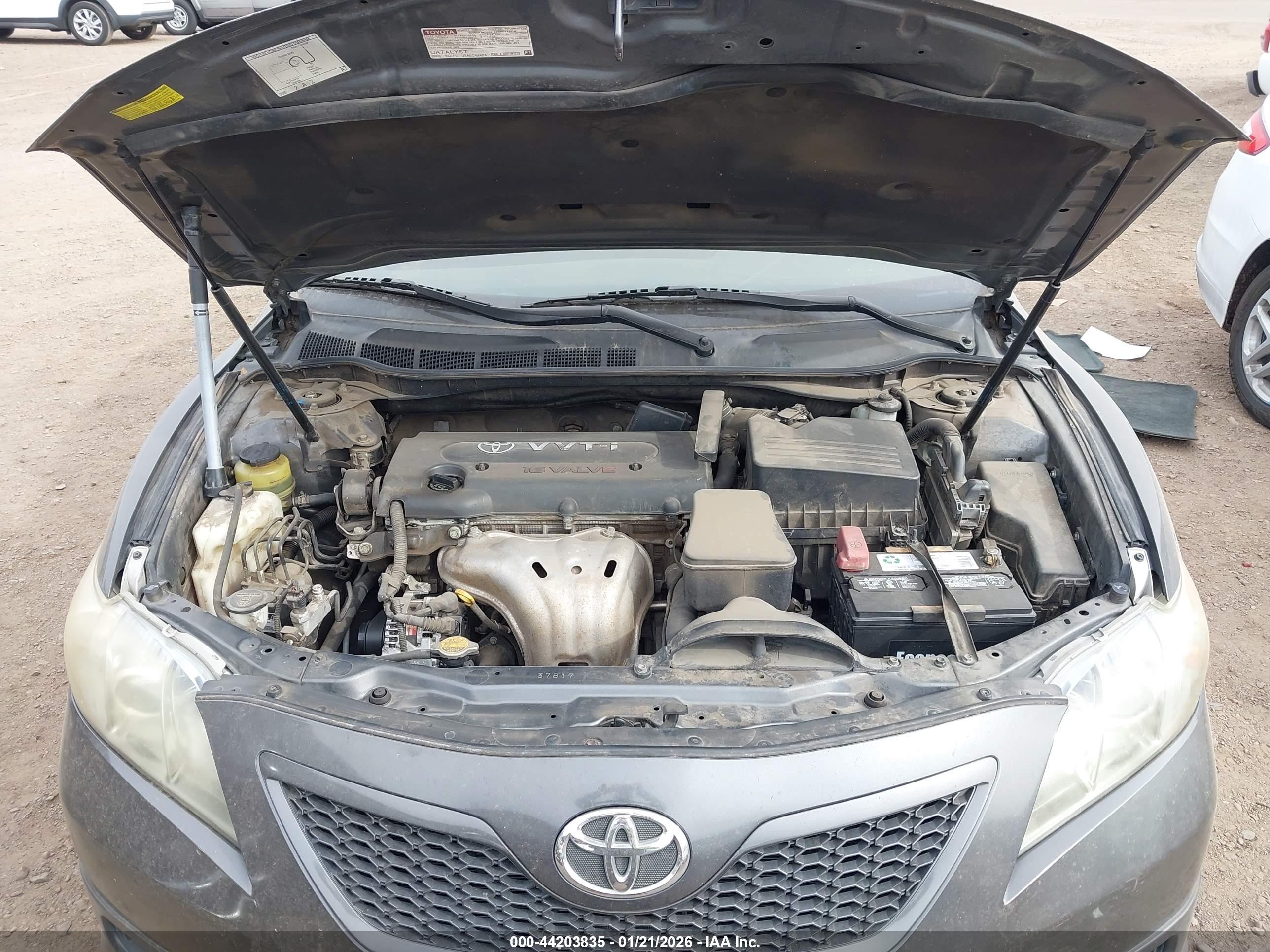TOYOTA CAMRY image 10