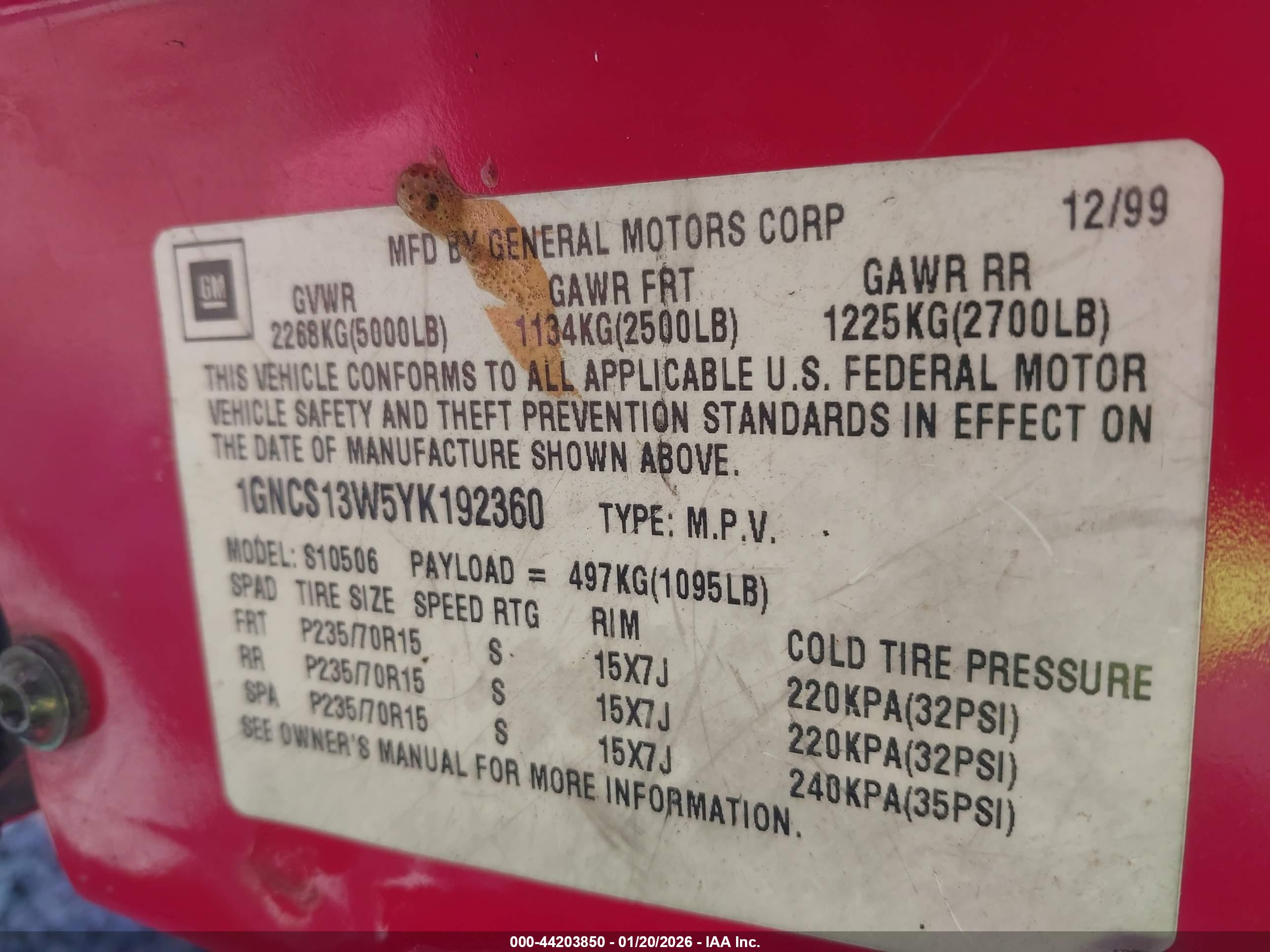 CHEVROLET BLAZER image 9