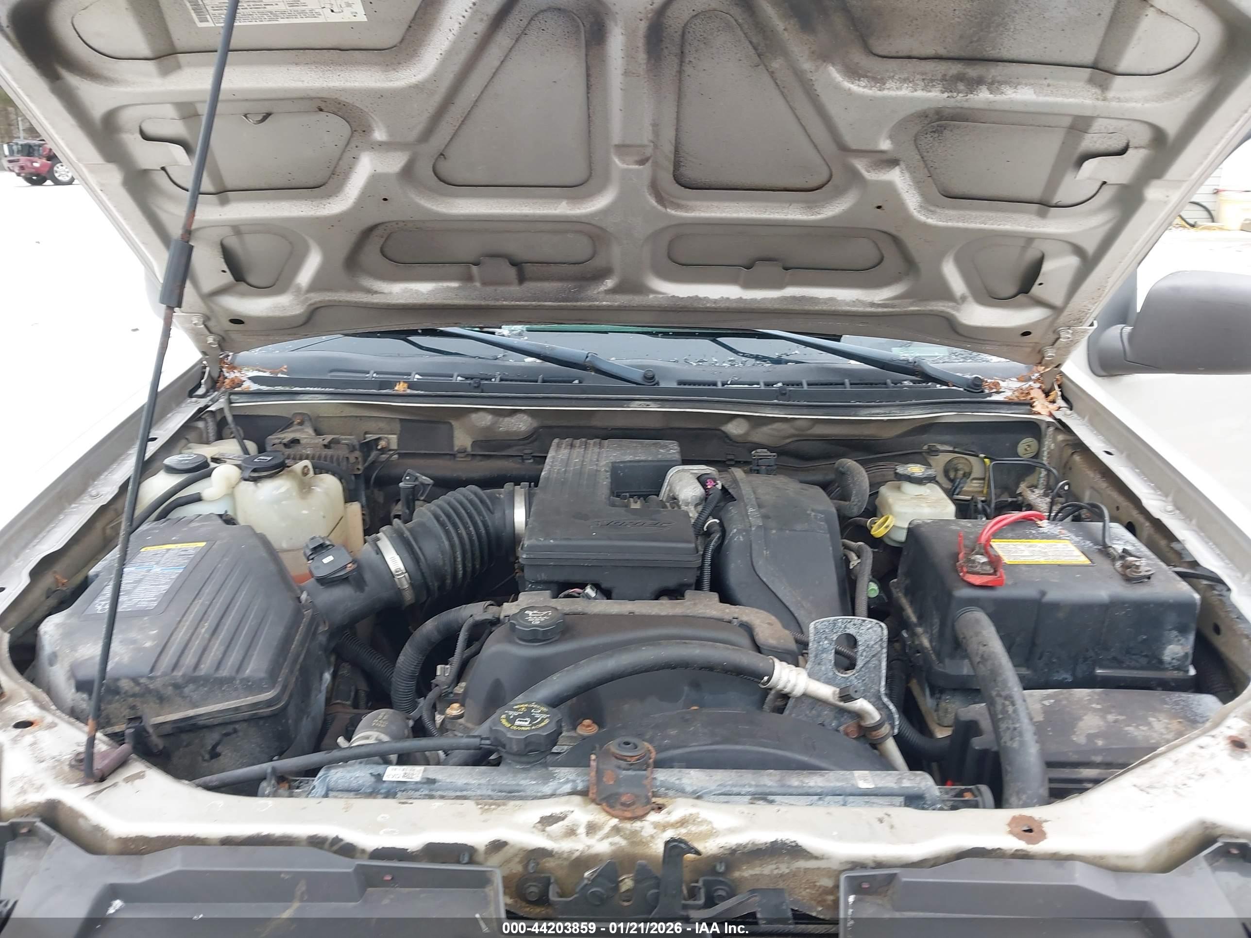 CHEVROLET COLORADO image 10