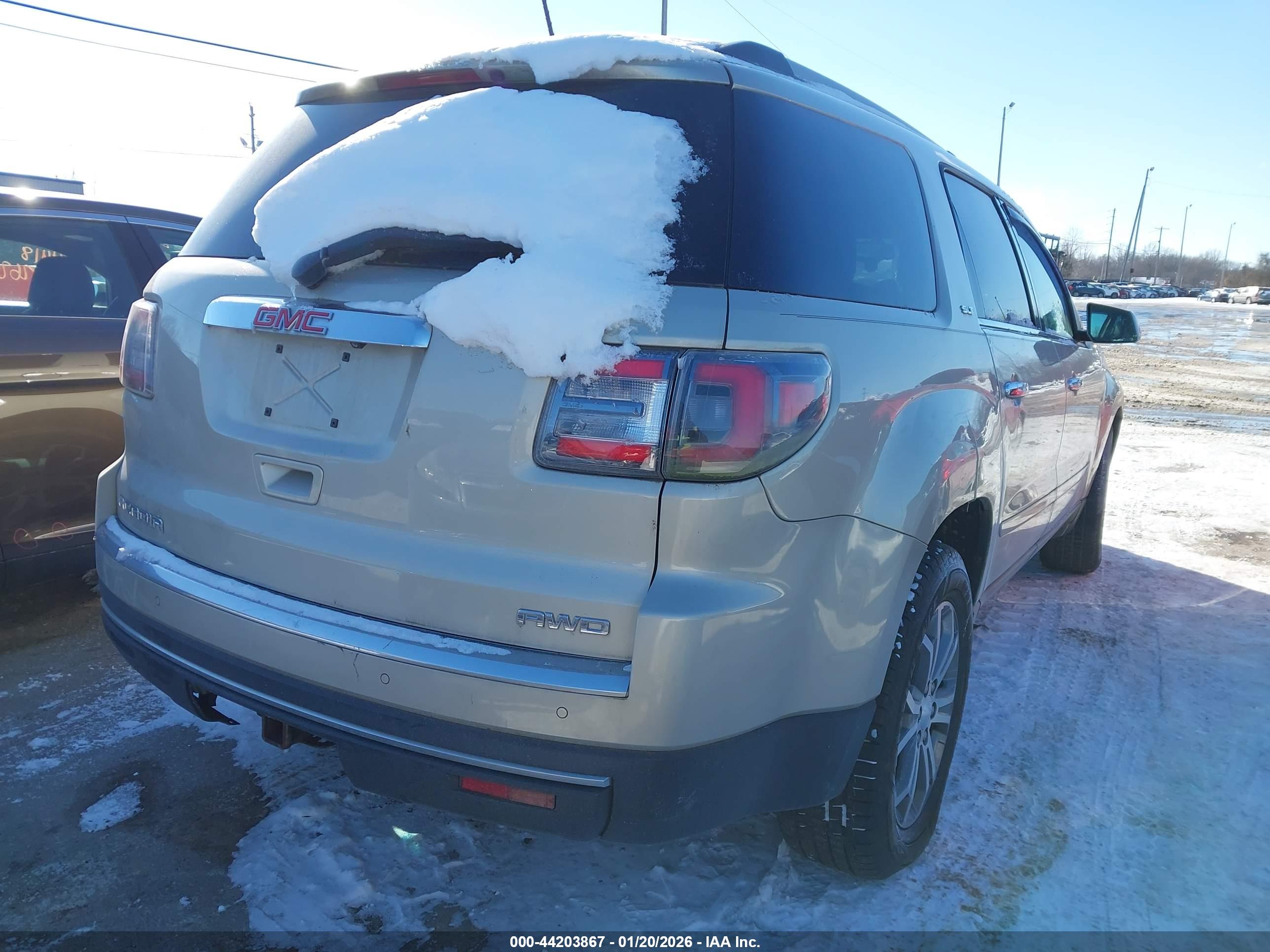 GMC ACADIA image 4