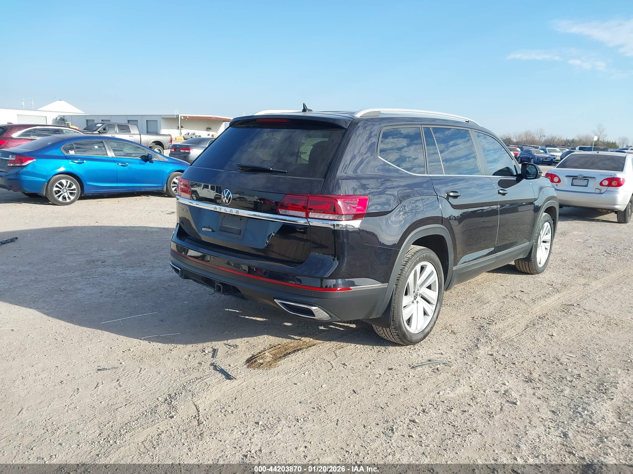 VOLKSWAGEN ATLAS image 4