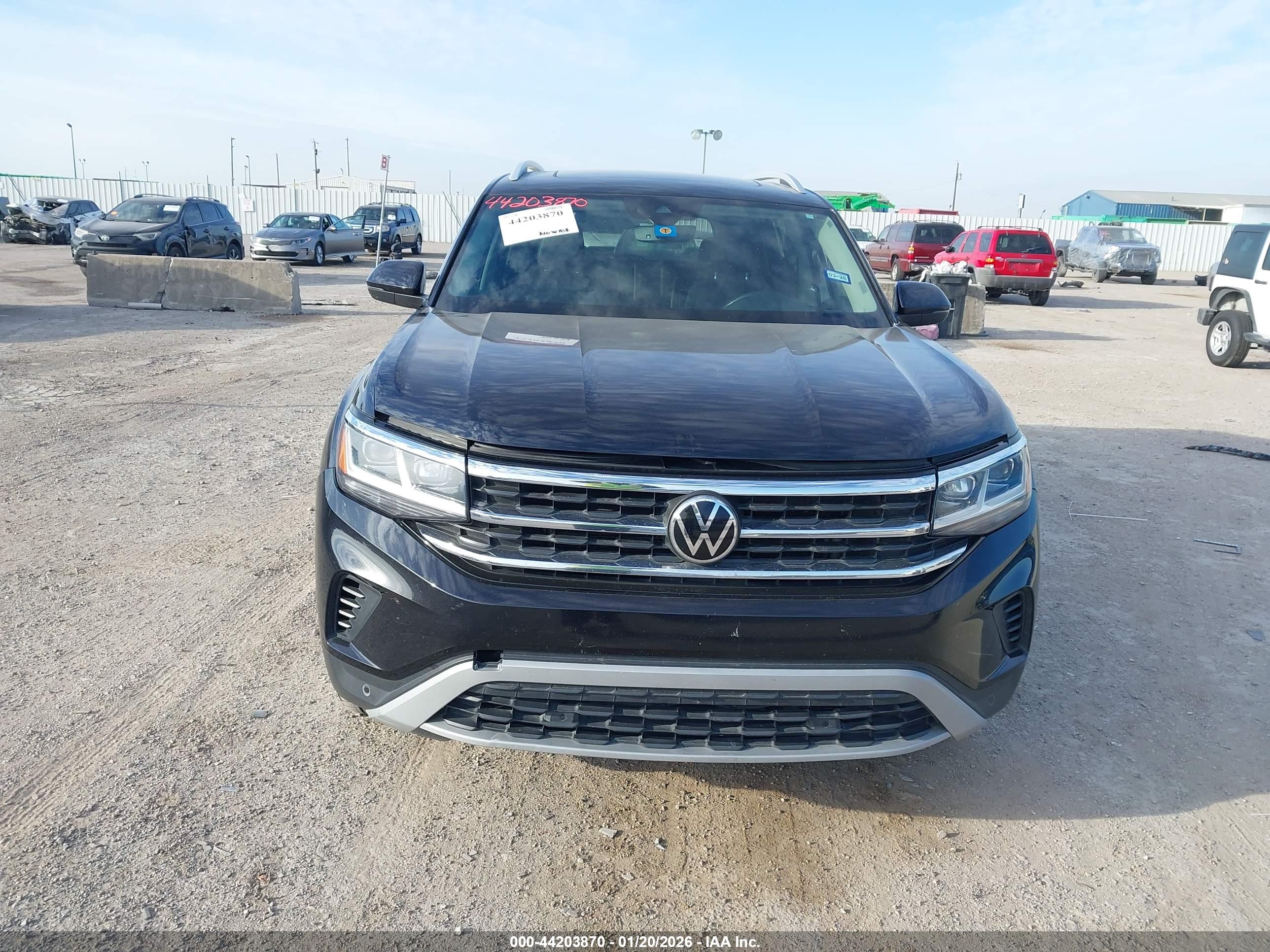 VOLKSWAGEN ATLAS image 6