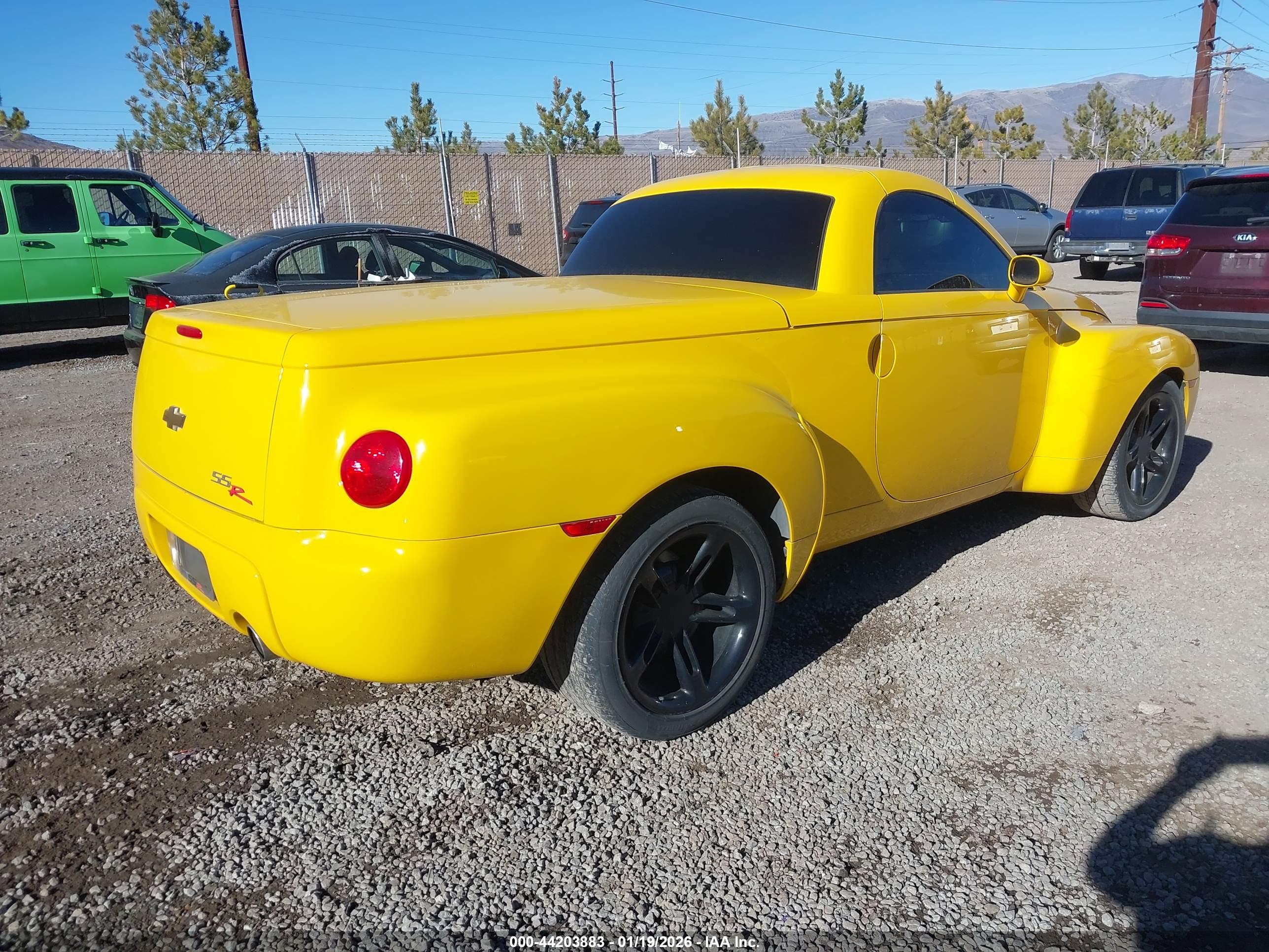 CHEVROLET SSR image 4