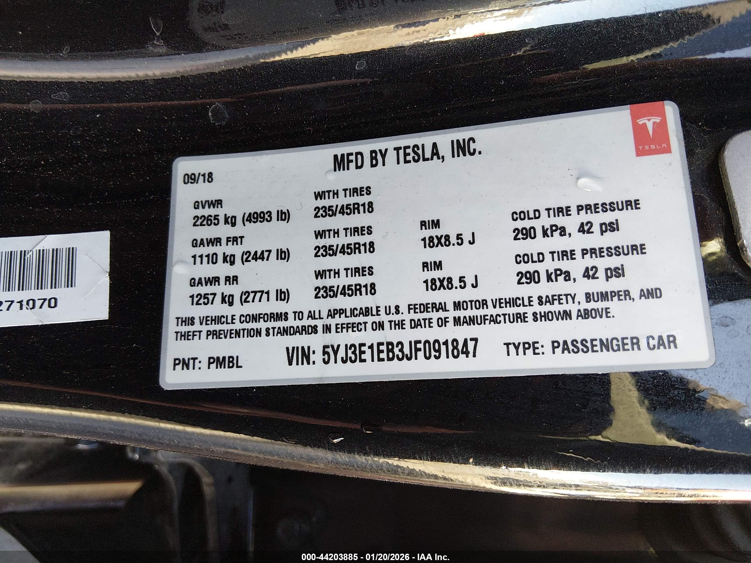 TESLA MODEL image 9