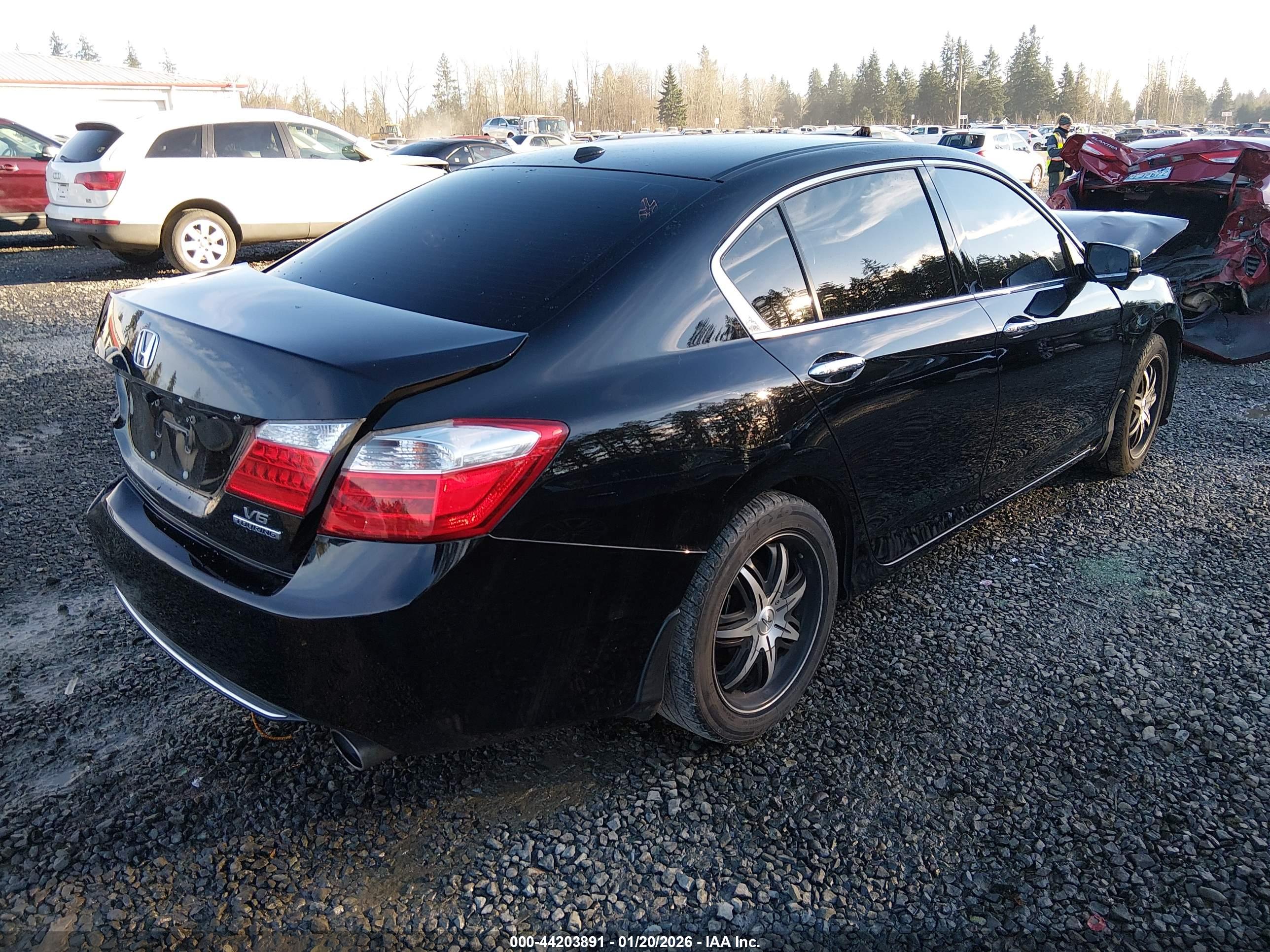 HONDA ACCORD image 4
