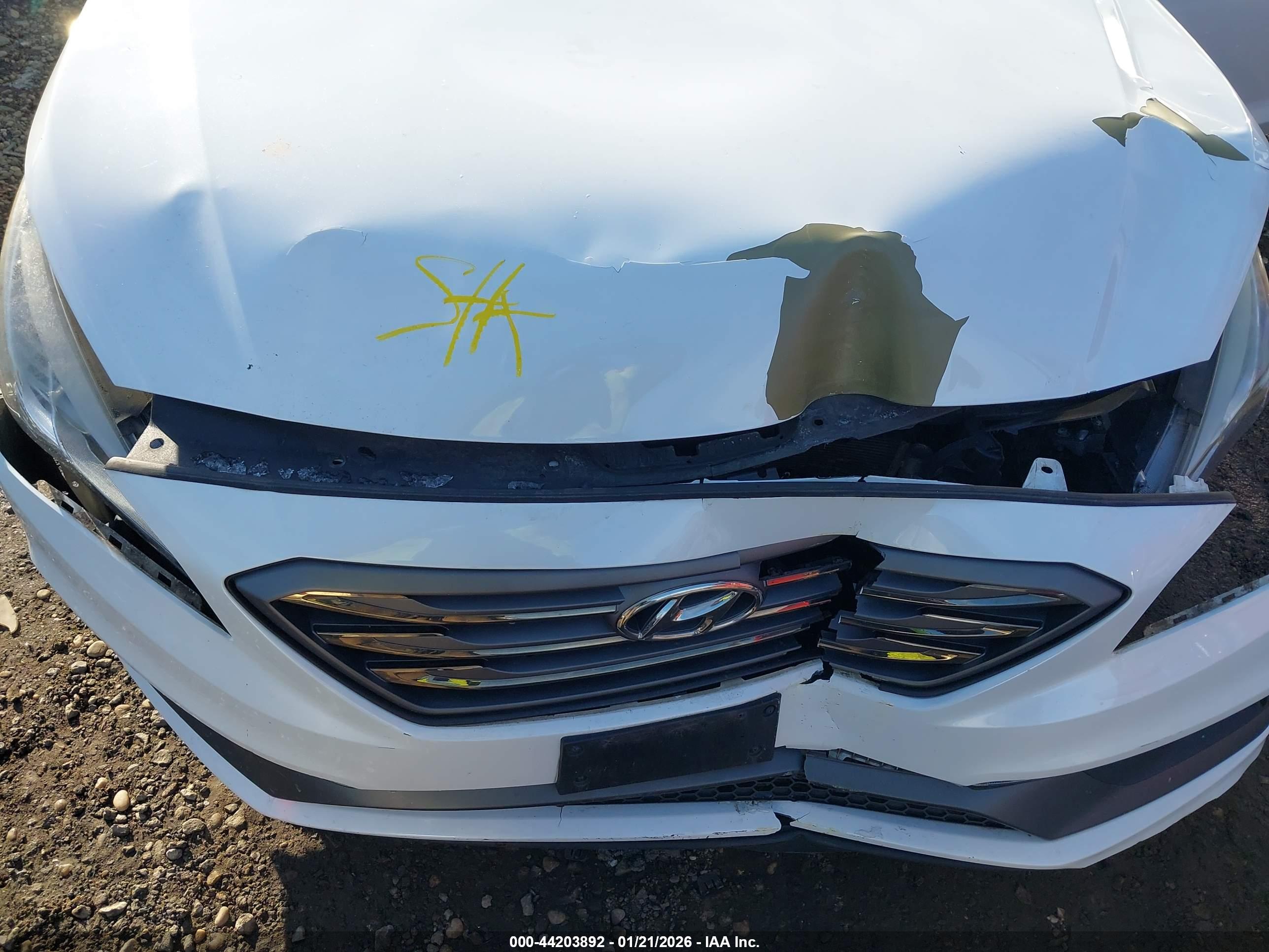 HYUNDAI SONATA image 10