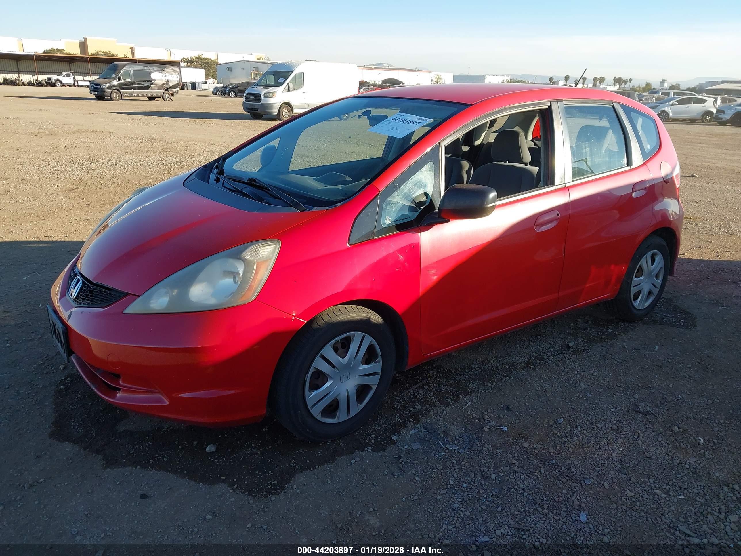 HONDA FIT image 2