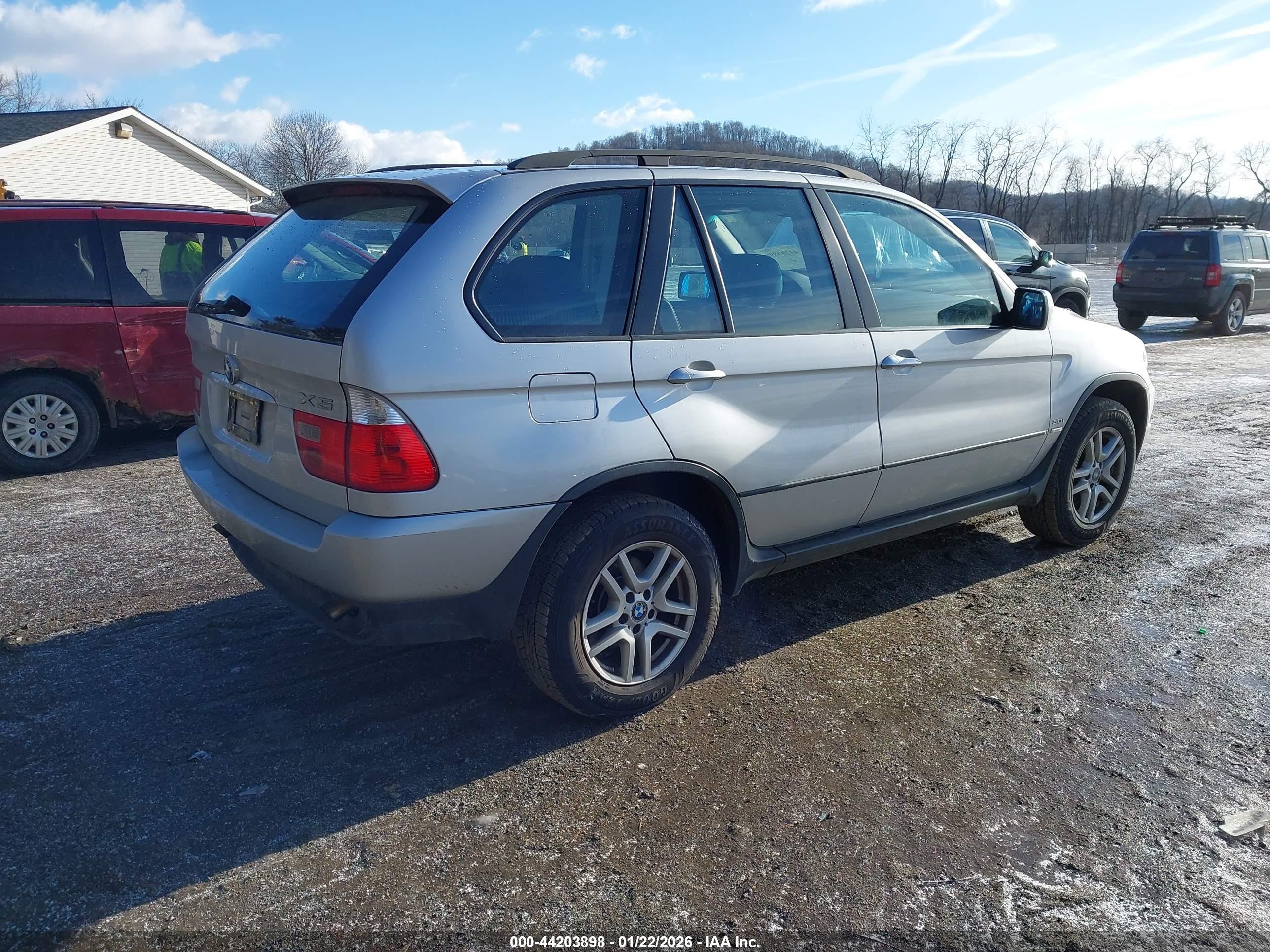 BMW X5 image 4