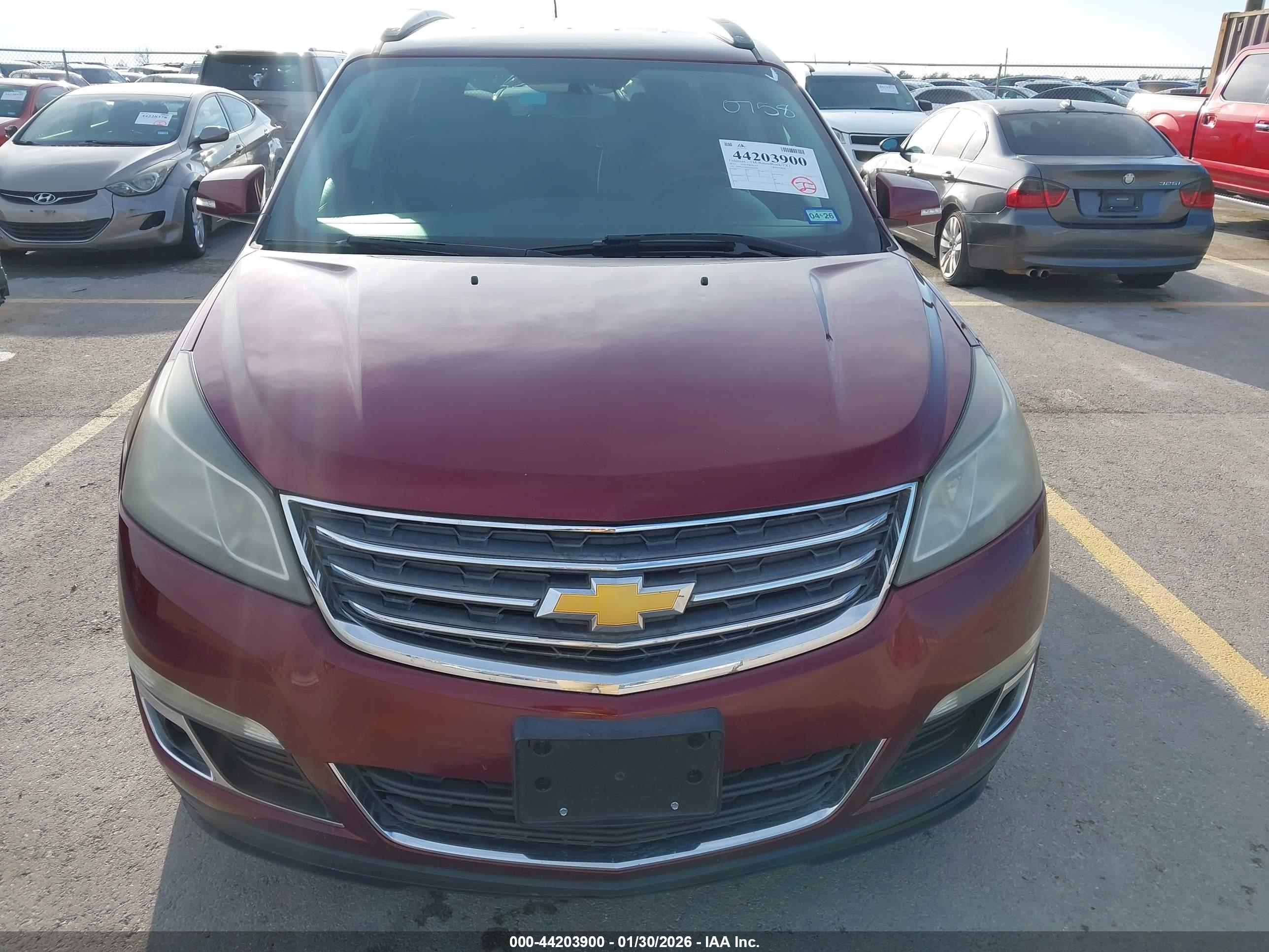 CHEVROLET TRAVERSE image 6
