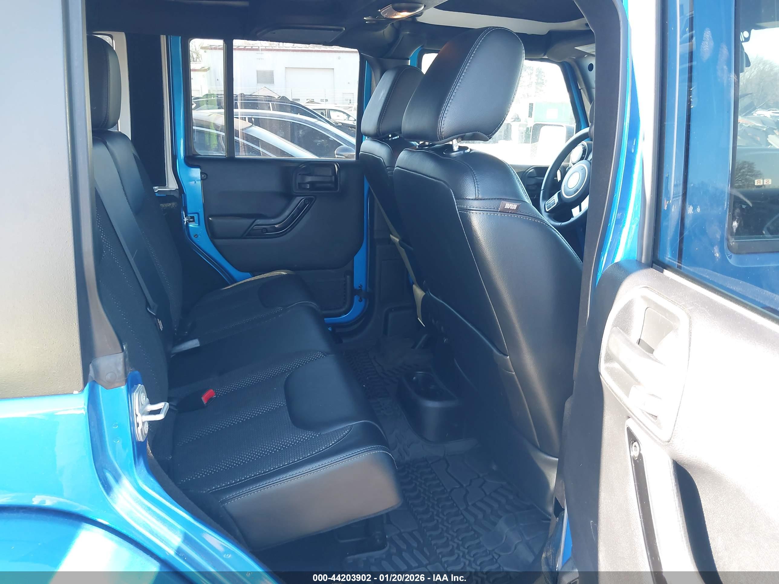 JEEP WRANGLER image 8