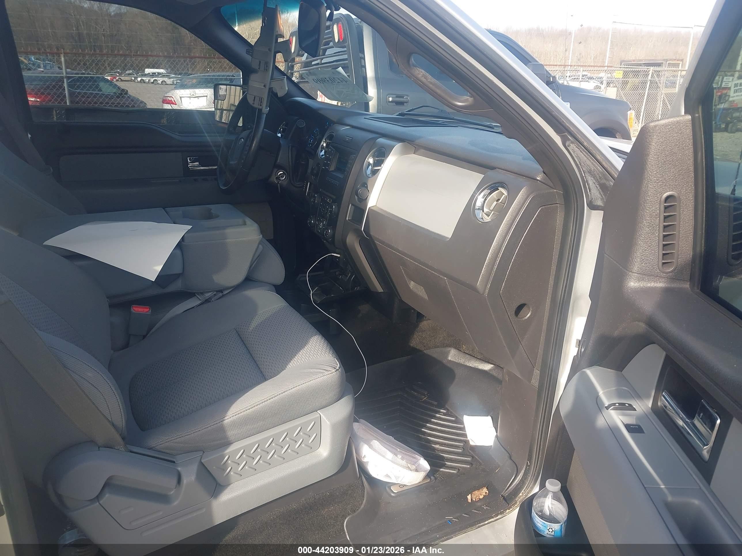 FORD F-150 image 5