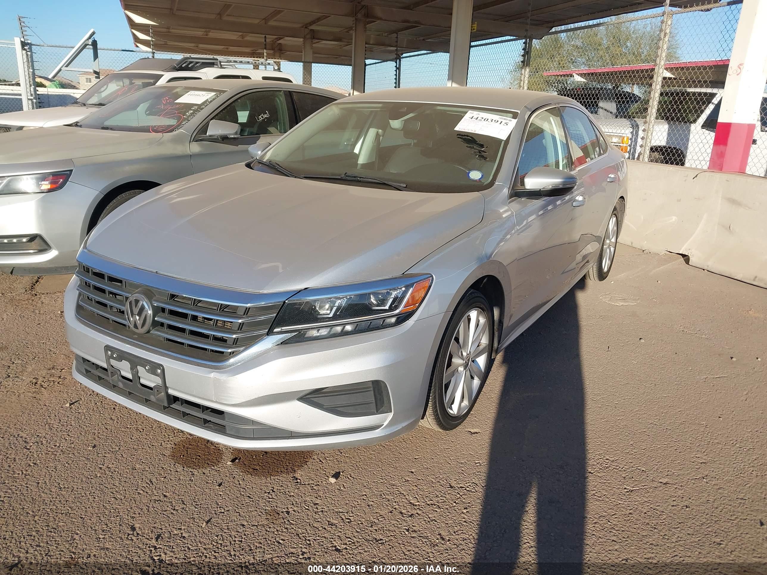 VOLKSWAGEN PASSAT image 2