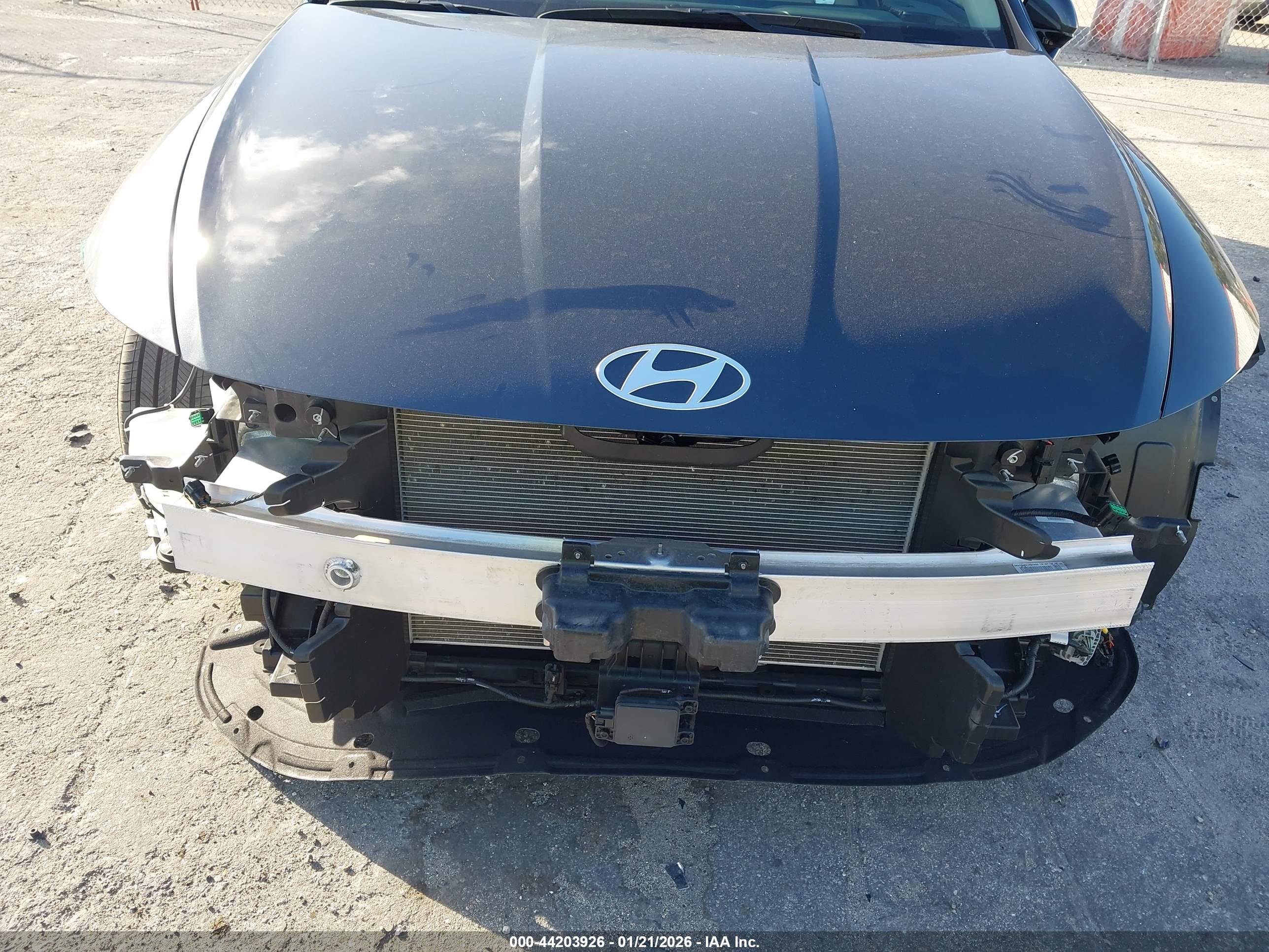 HYUNDAI SONATA image 6