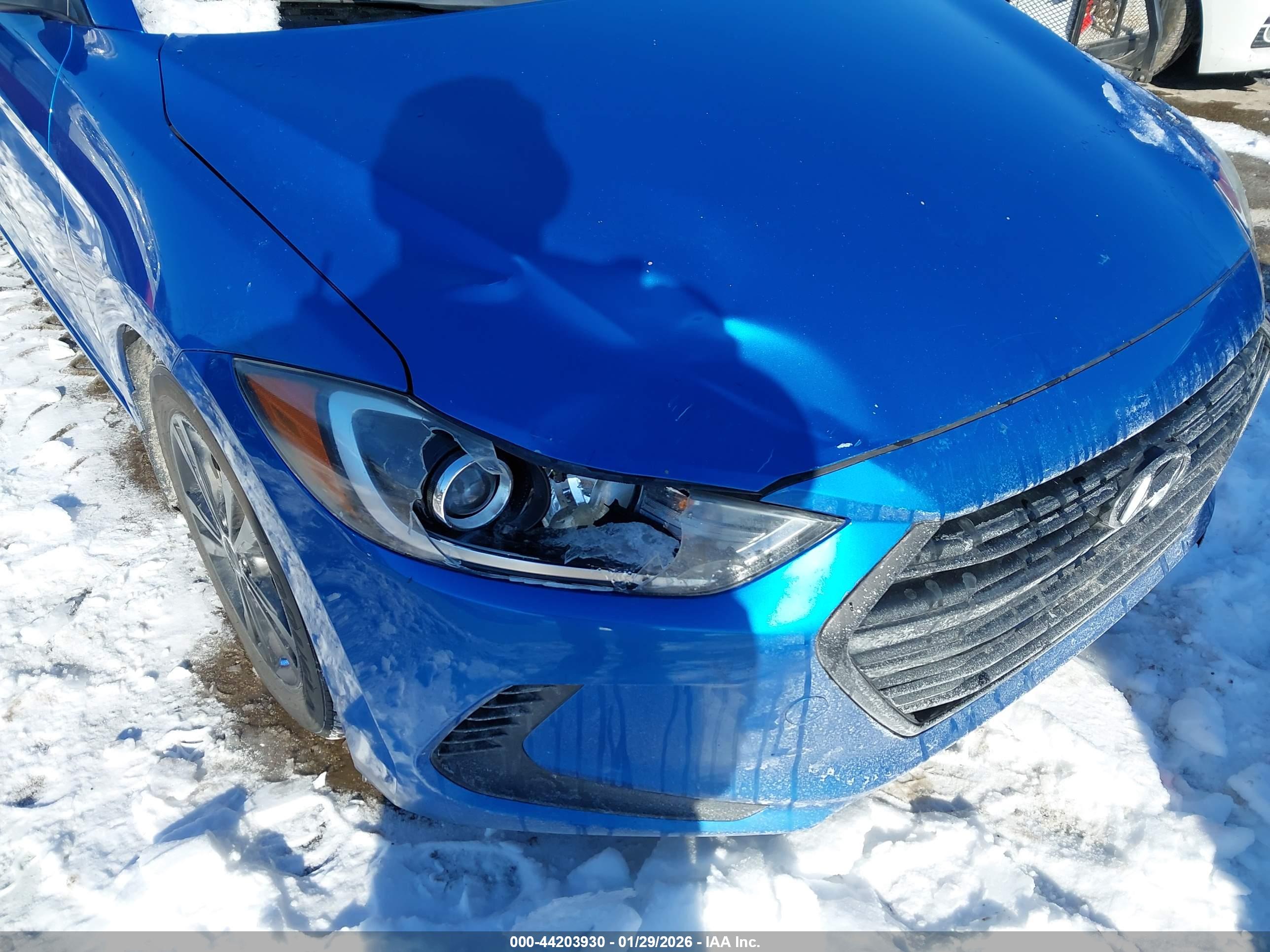 HYUNDAI ELANTRA image 6