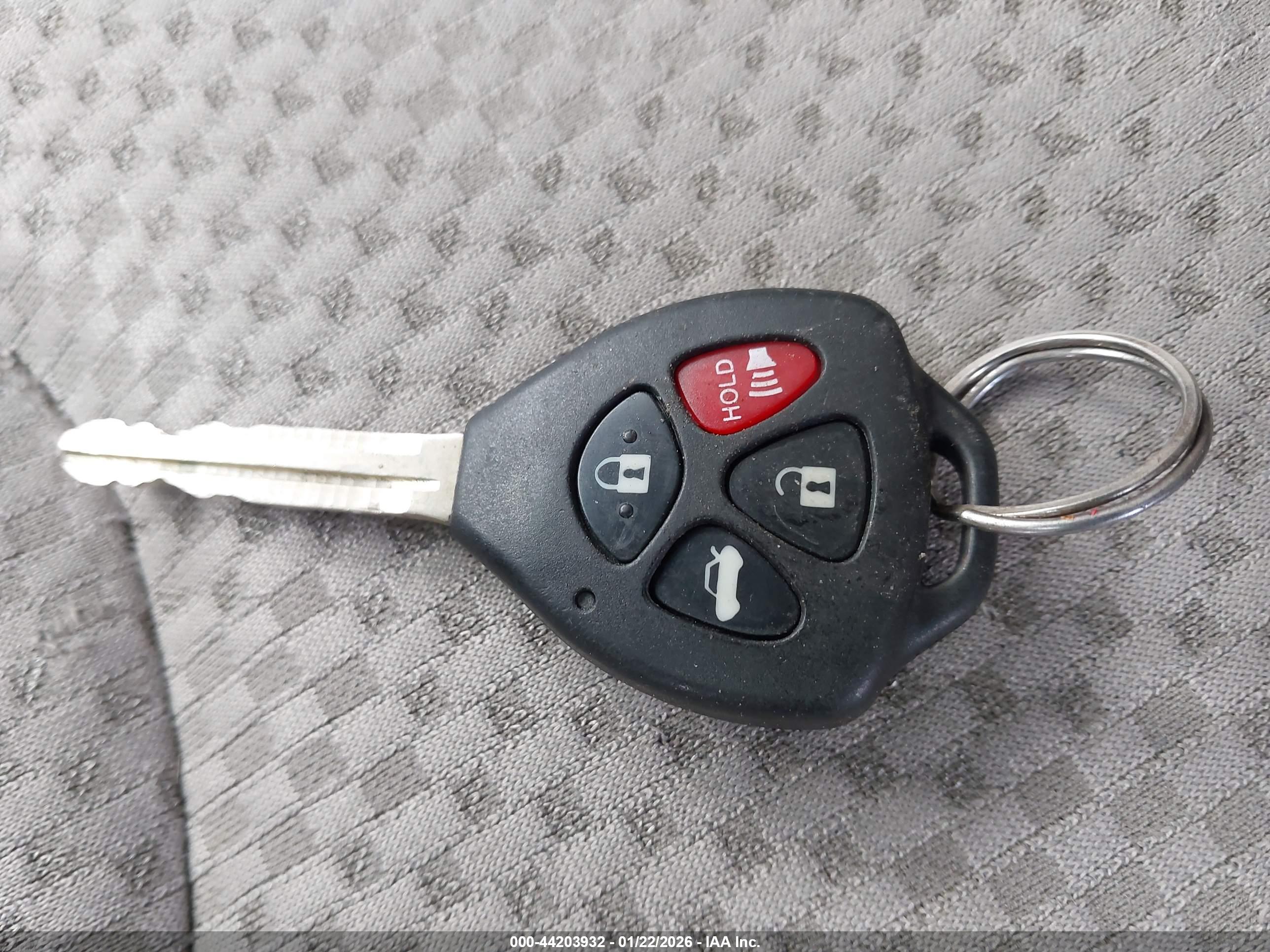 TOYOTA RAV4 image 11