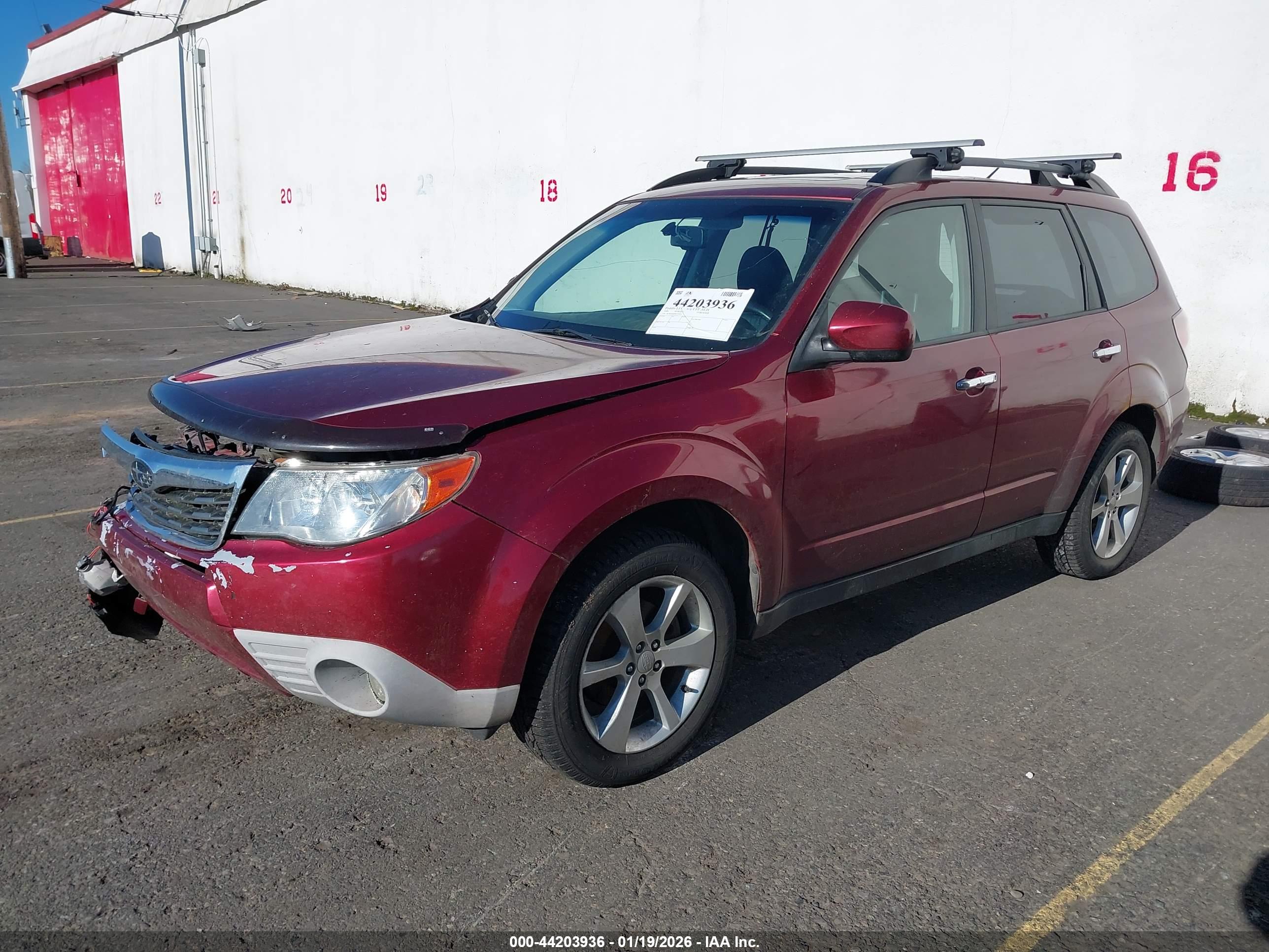 SUBARU FORESTER image 2