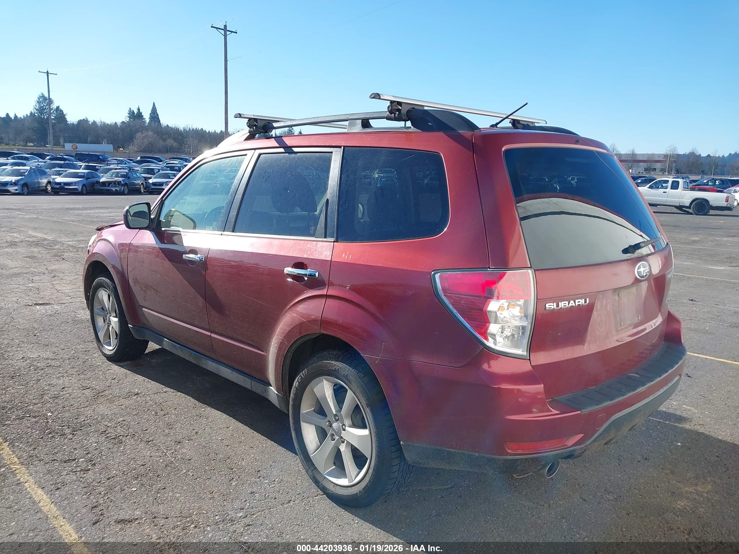 SUBARU FORESTER image 3