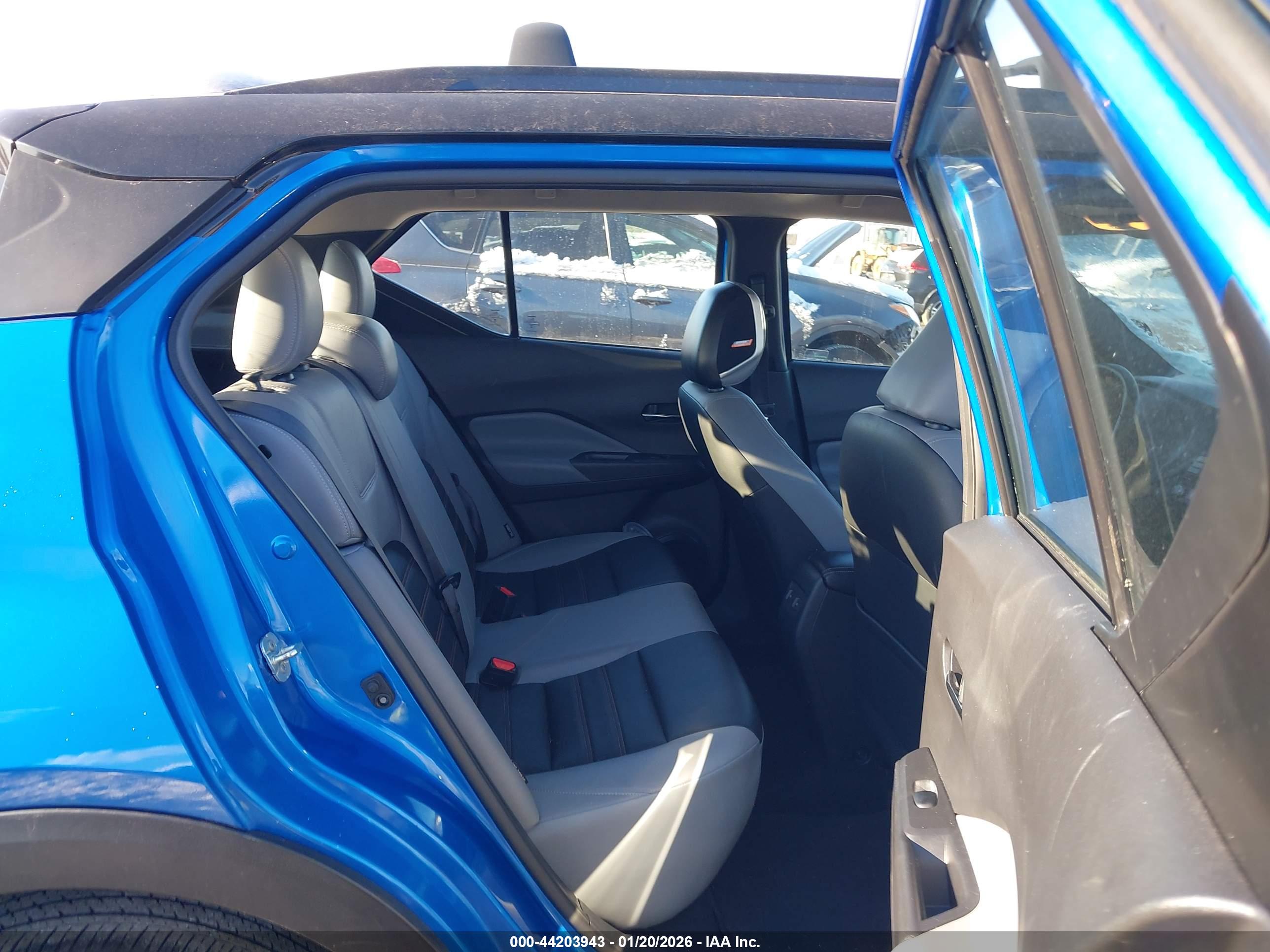 NISSAN KICKS image 8