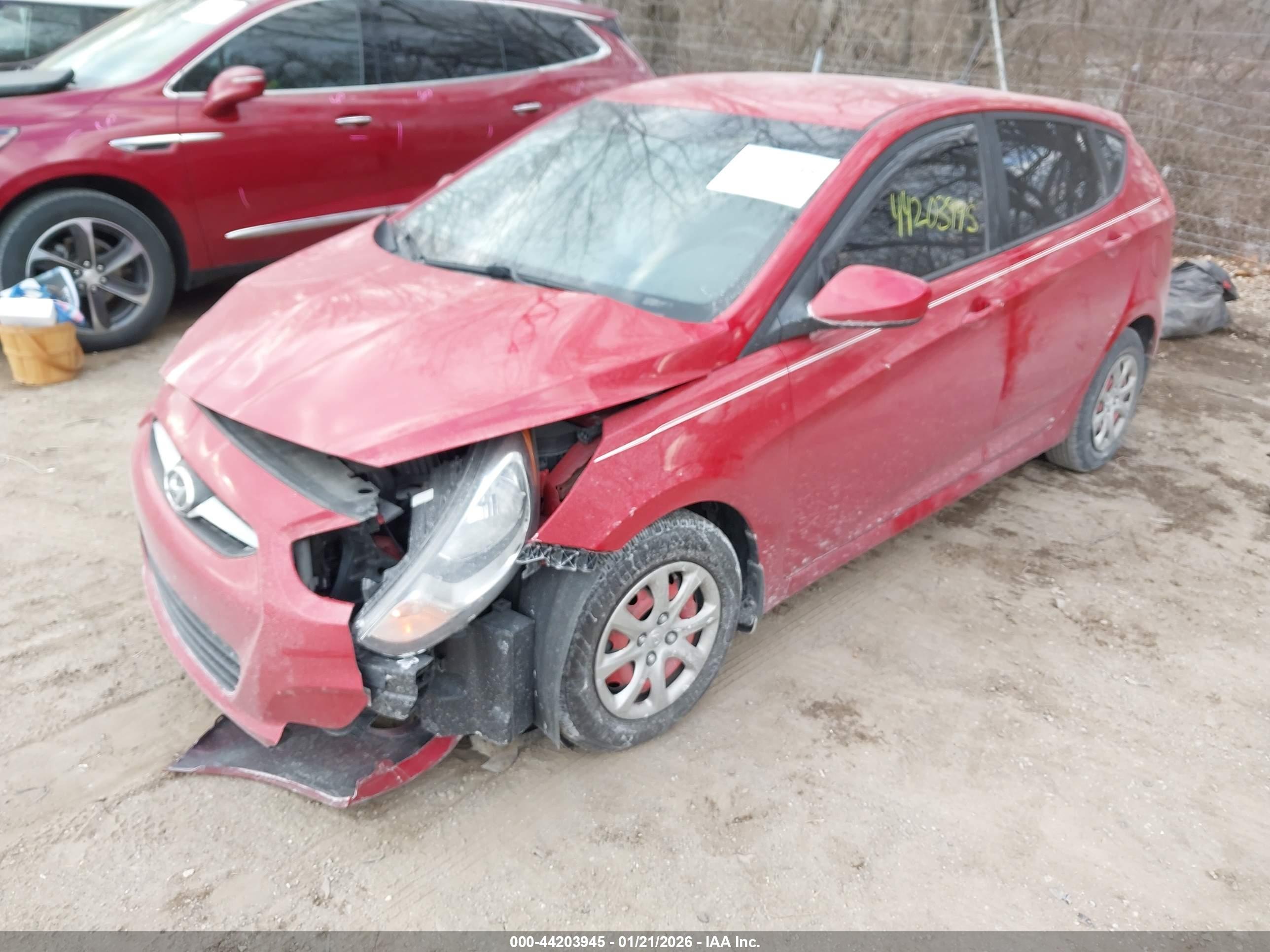 HYUNDAI ACCENT image 2