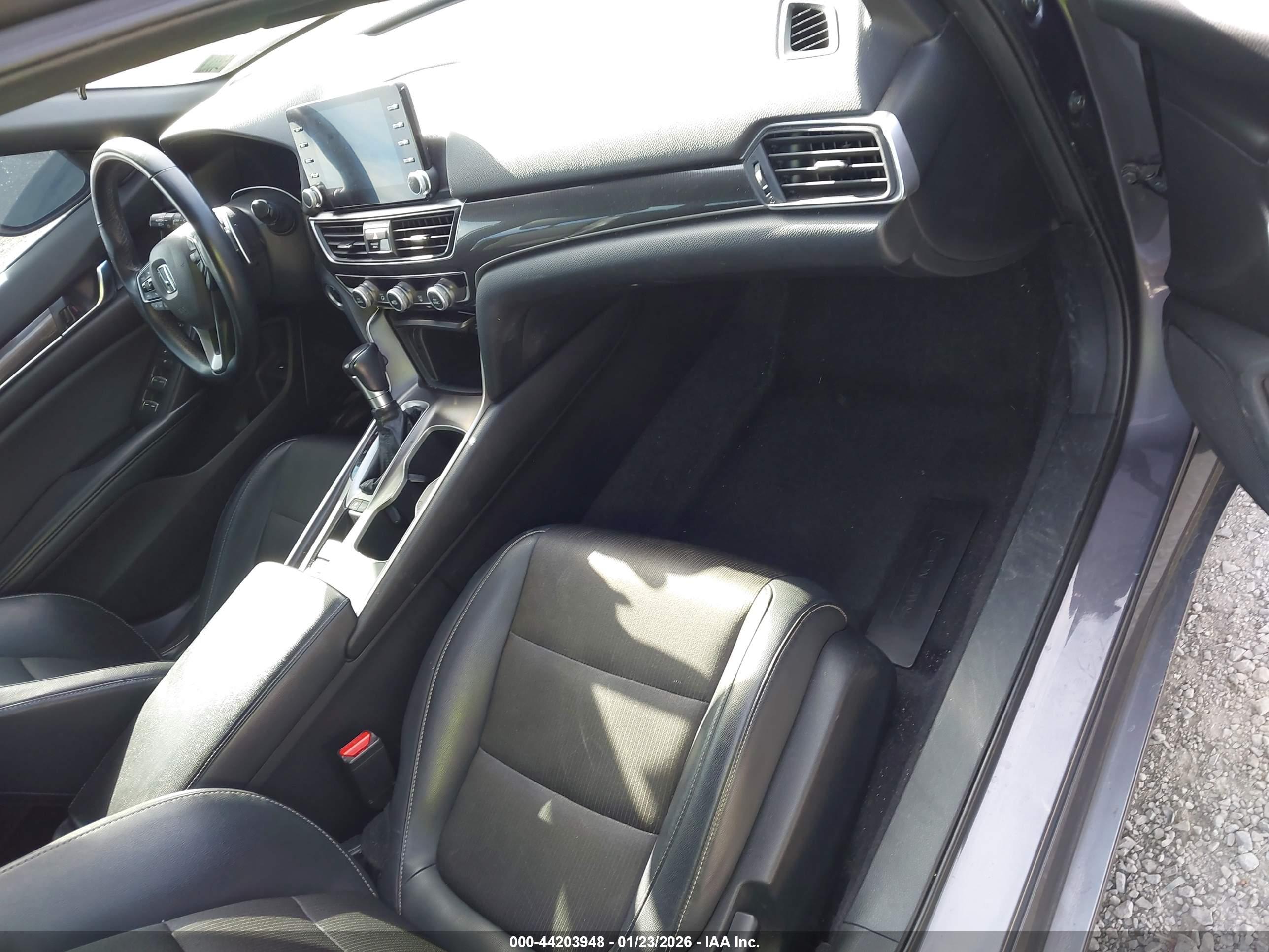 HONDA ACCORD image 5
