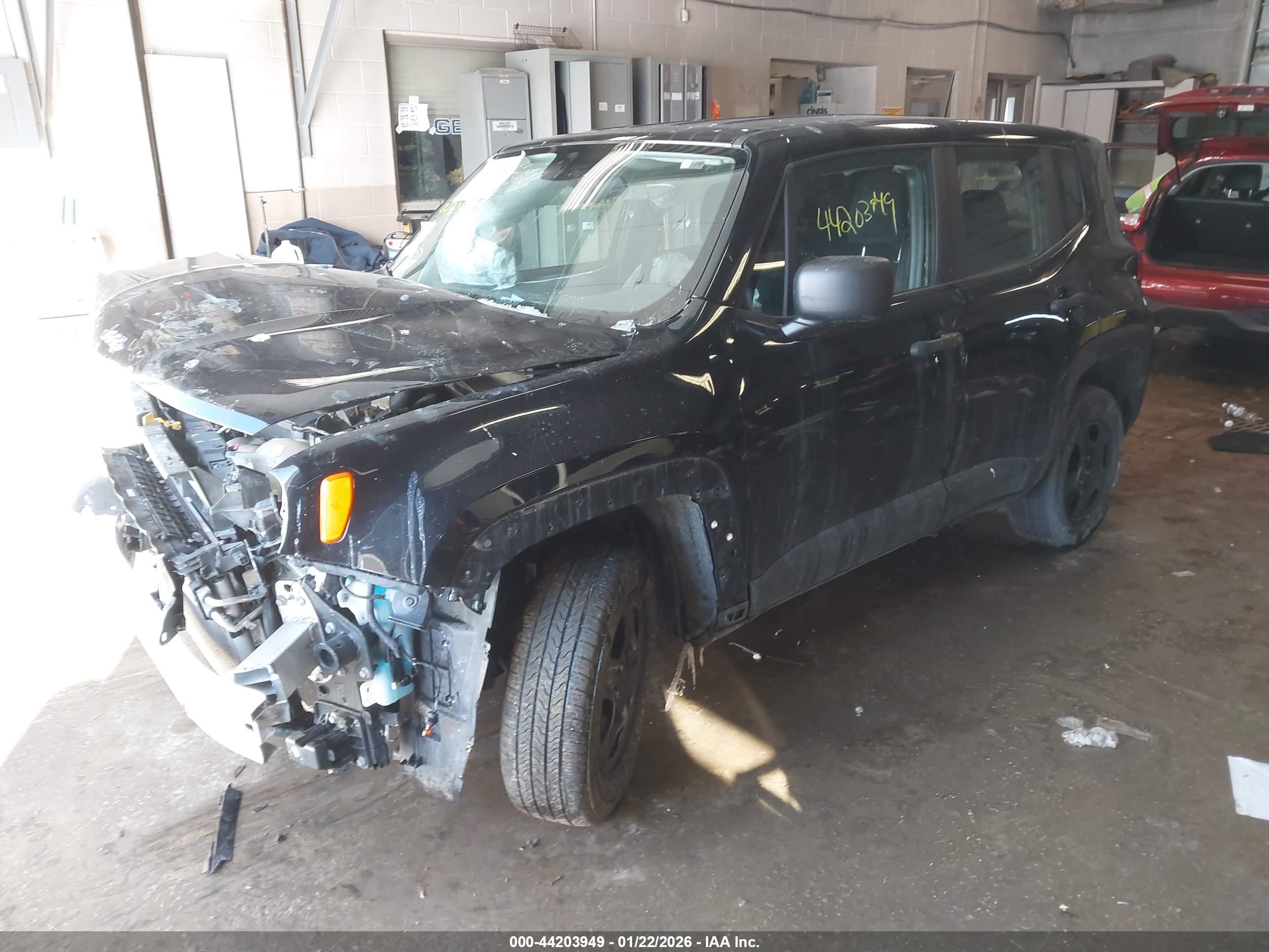 JEEP RENEGADE image 2