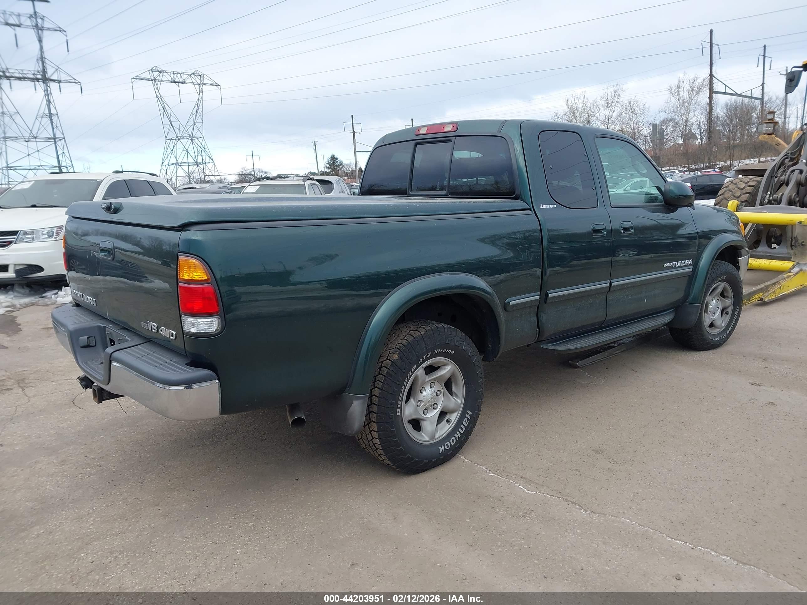 TOYOTA TUNDRA image 4