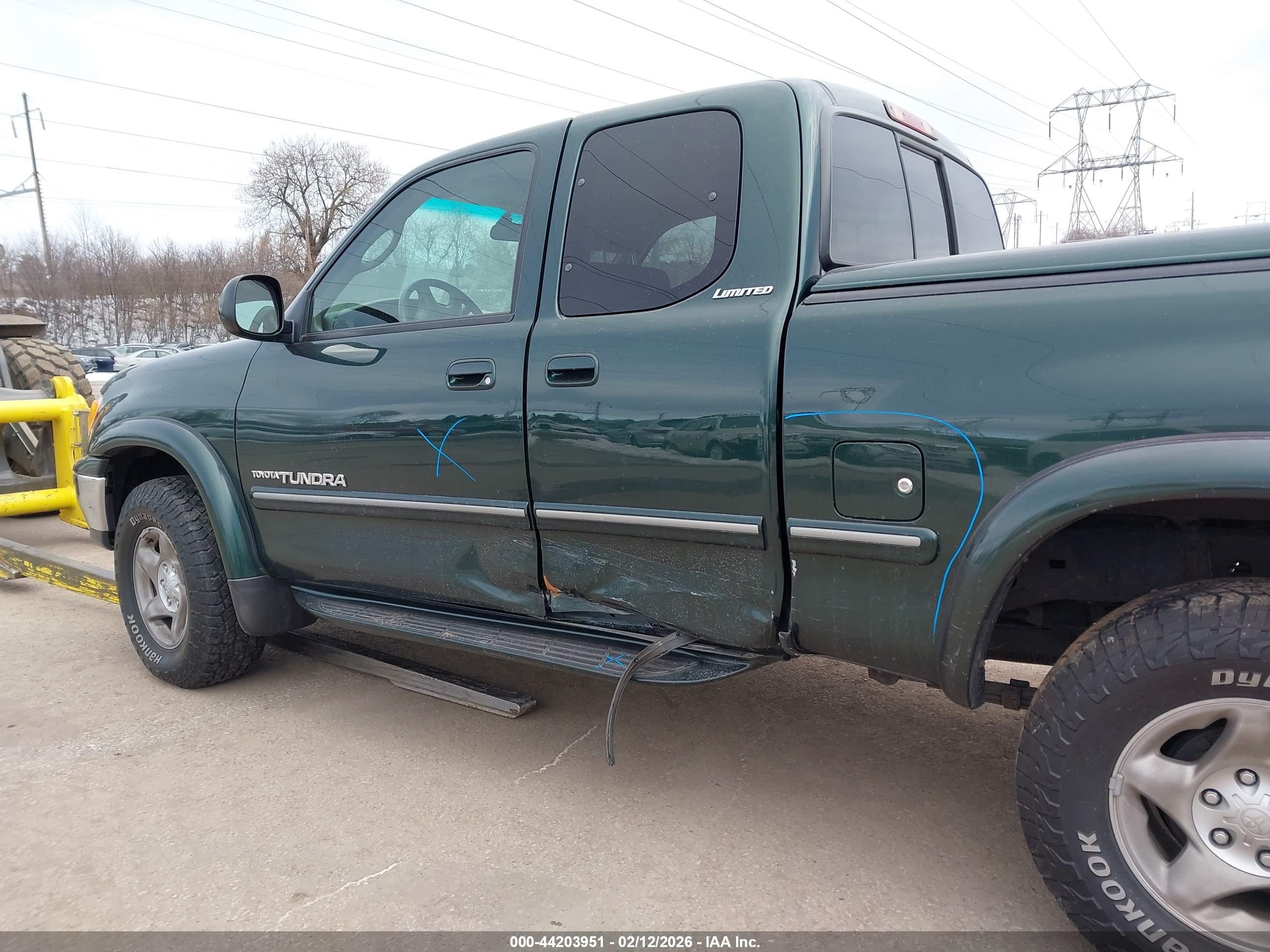 TOYOTA TUNDRA image 6