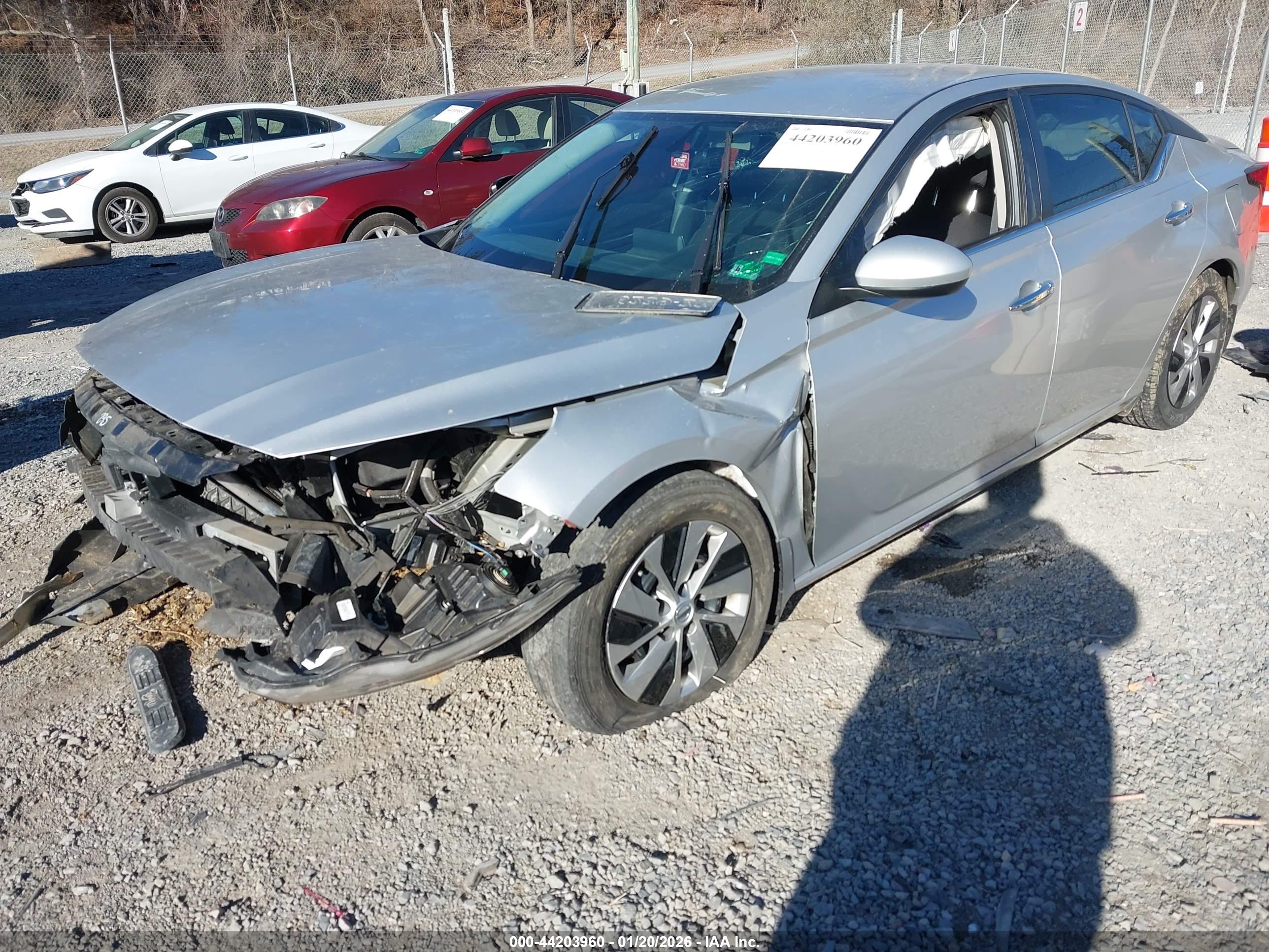 NISSAN ALTIMA image 2